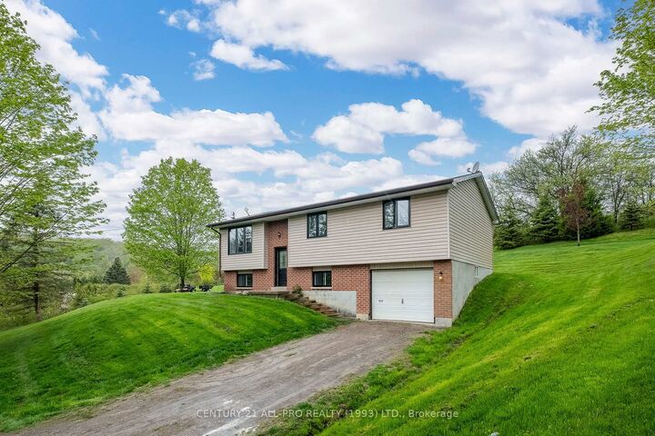 Property Photo:  3791 Harwood Road  ON K0K 1C0 