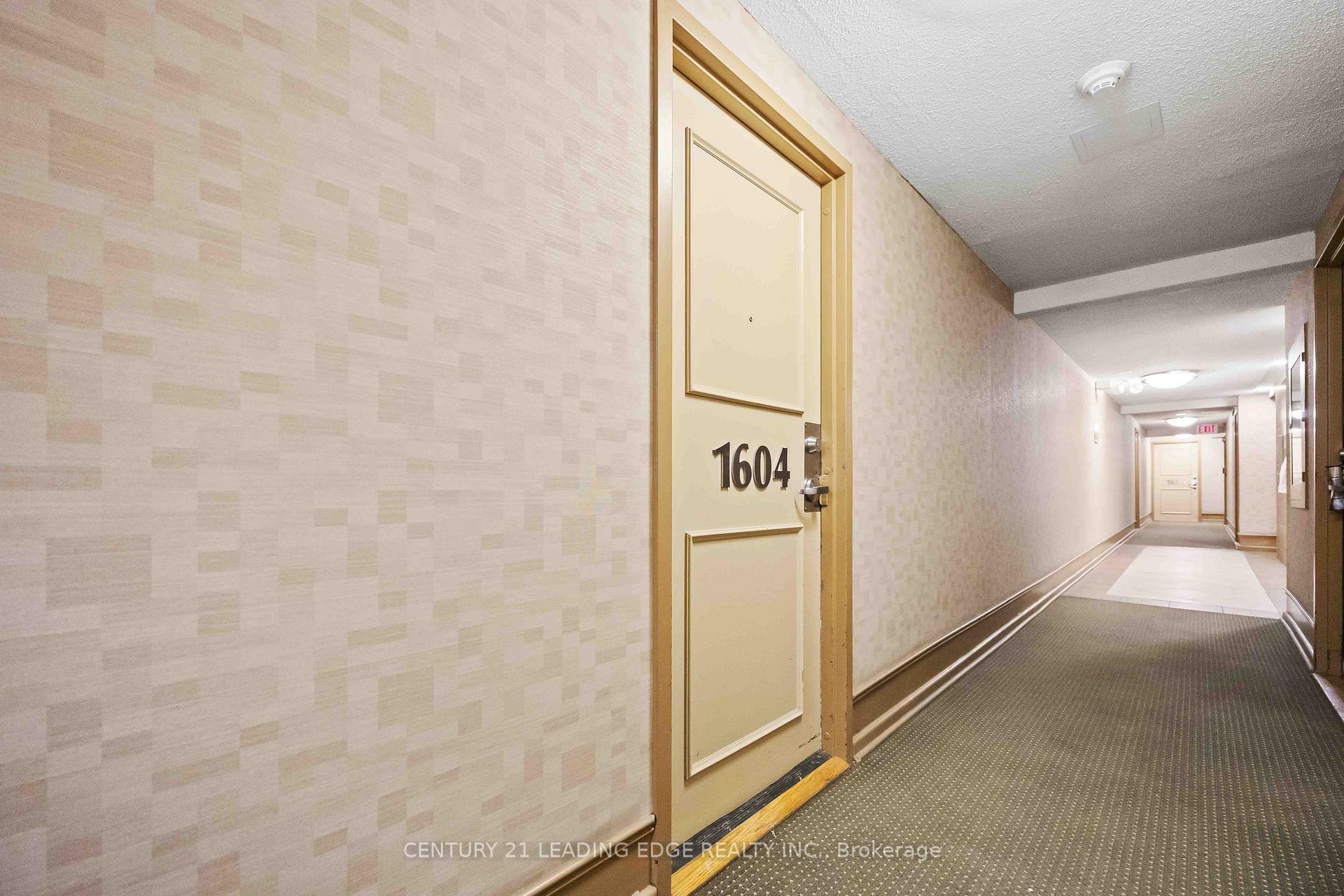 Property Photo:  735 Don Mills Road 1604  ON M3C 1T1 