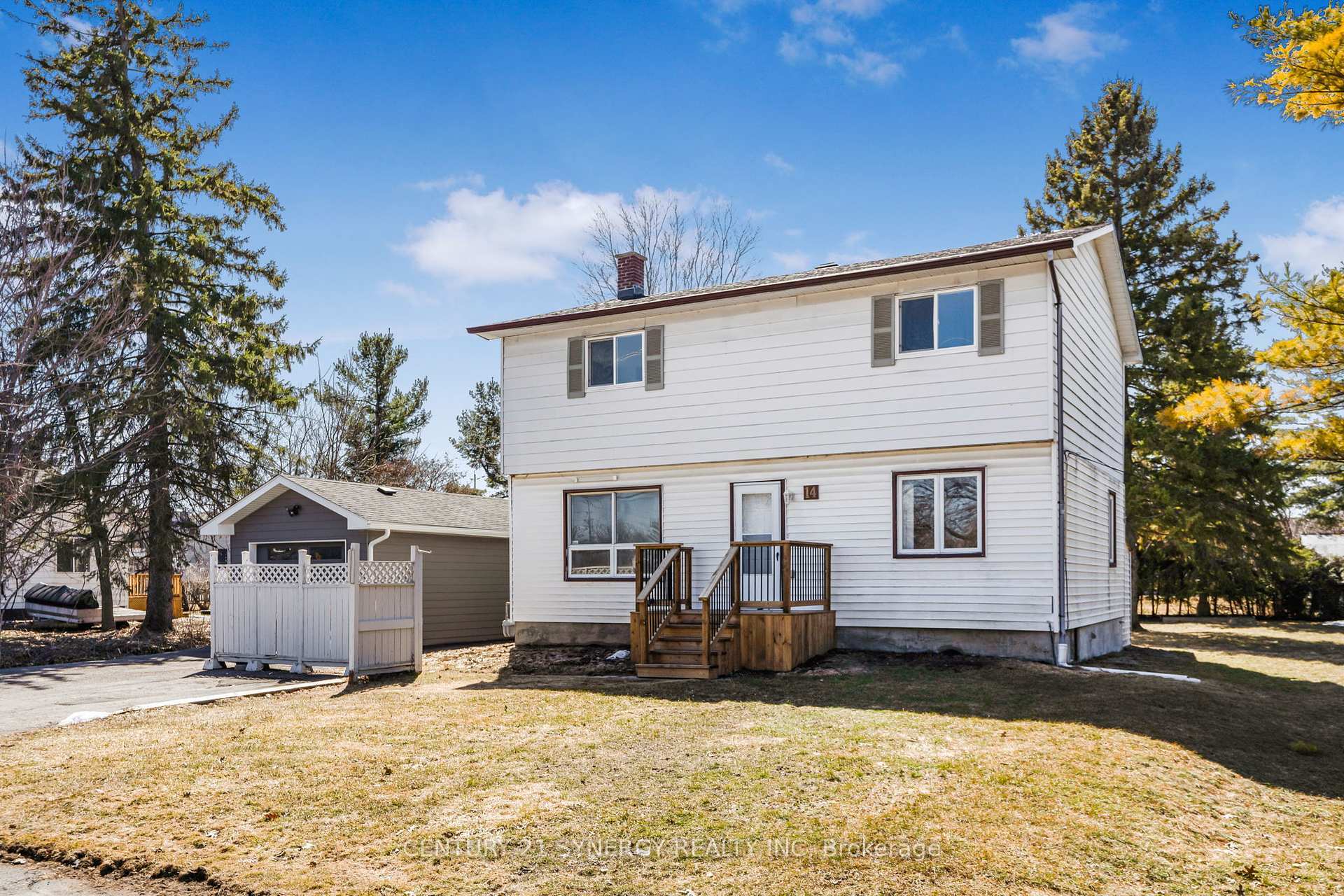 Photo de la propriété: 14 Johnwoods Street ON K2S 1B9