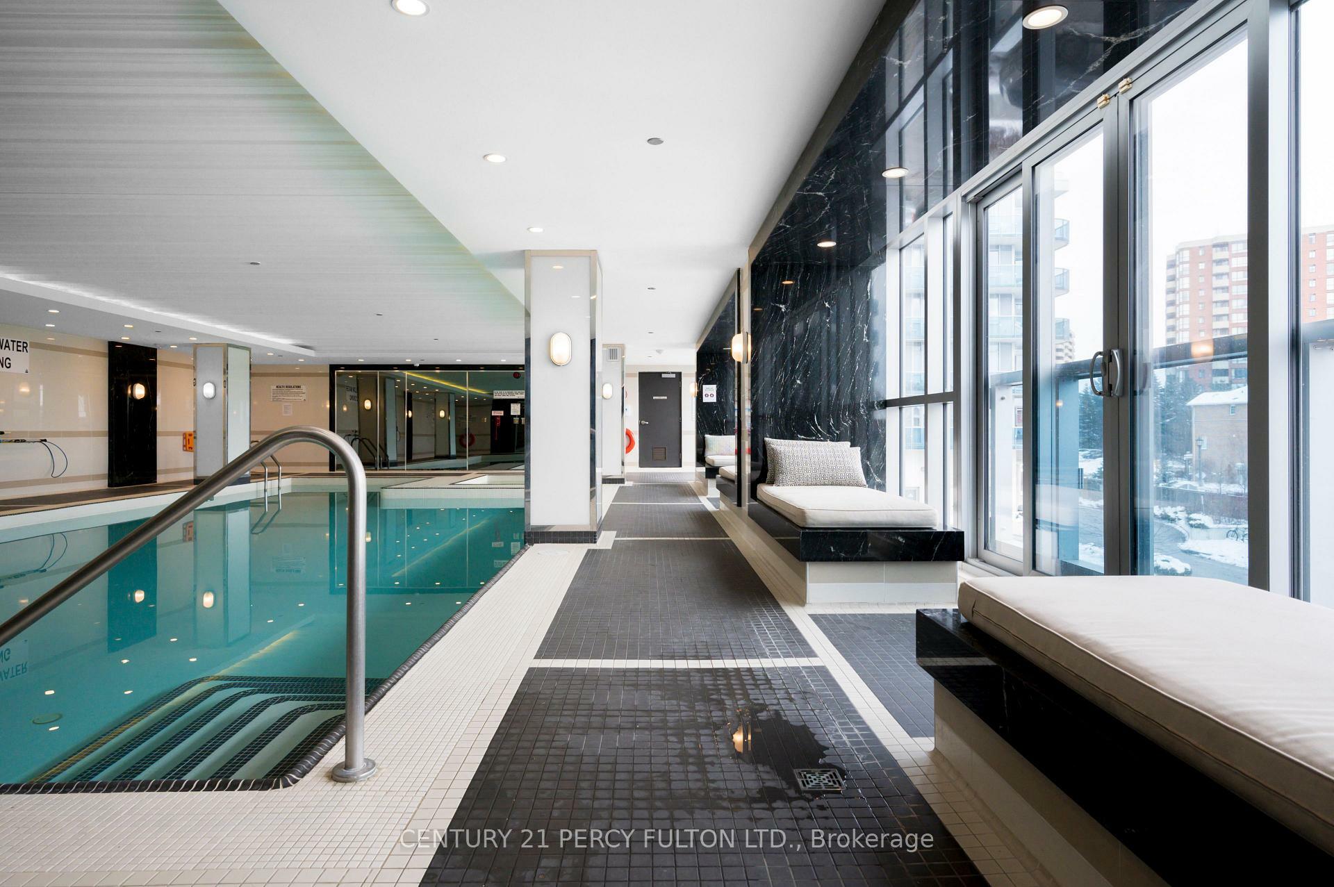 Photo de la propriété: 9471 Yonge Street 540 ON L4C 0Z5