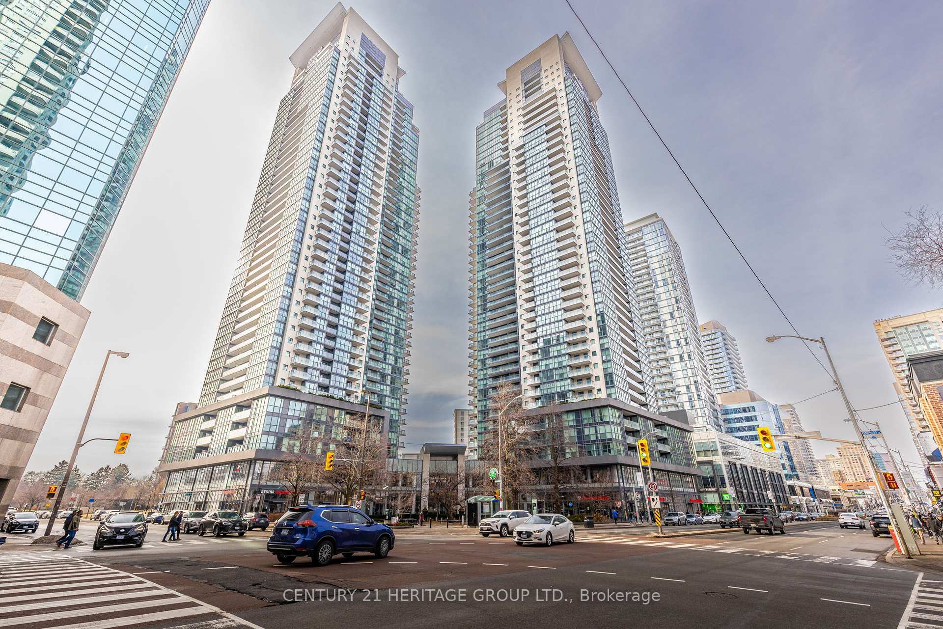 Photo de la propriété: 5168 Yonge Street 3701 ON M2N 0G1