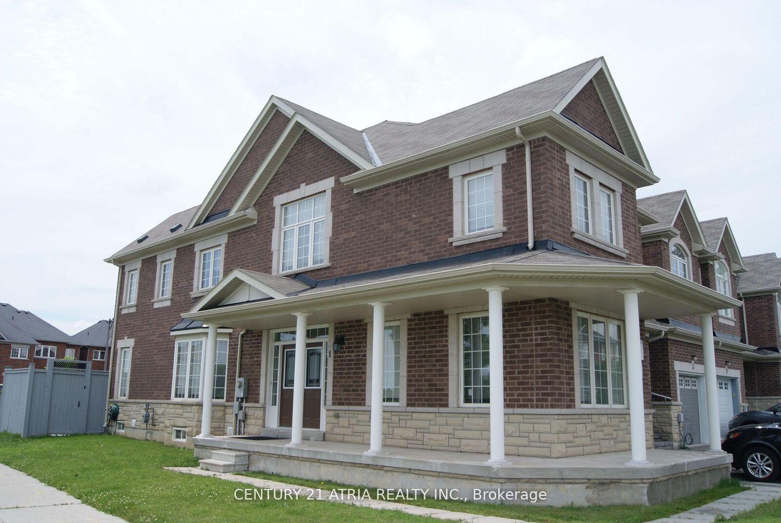 Property Photo: 1 Pacific Rim Court ON L4E 0W8