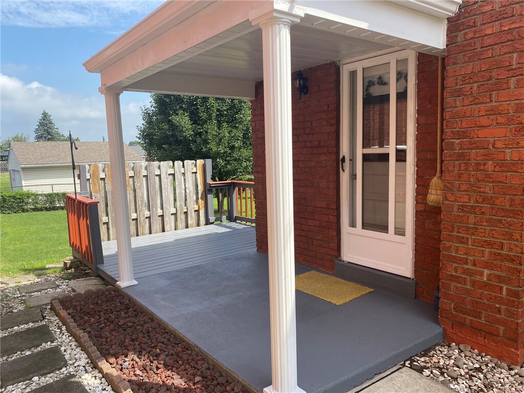 Property Photo: 616 River Ridge Rd PA 15133