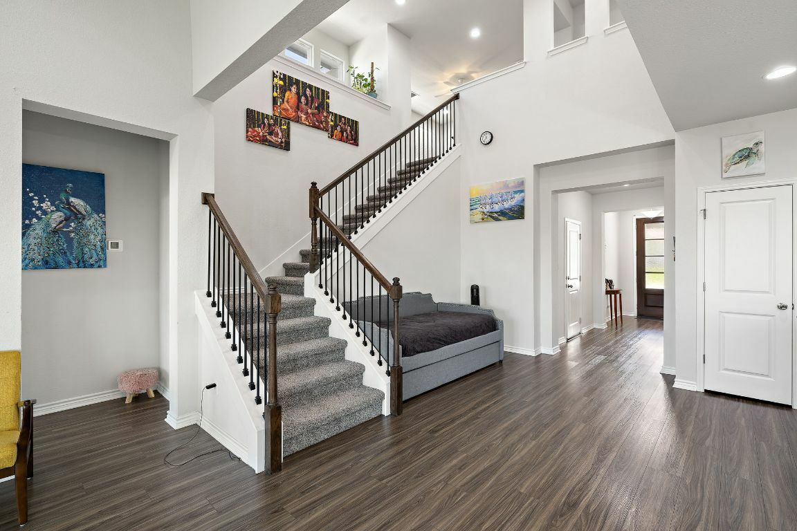 Property Photo: 109 Broken Oak Drive TX 78642
