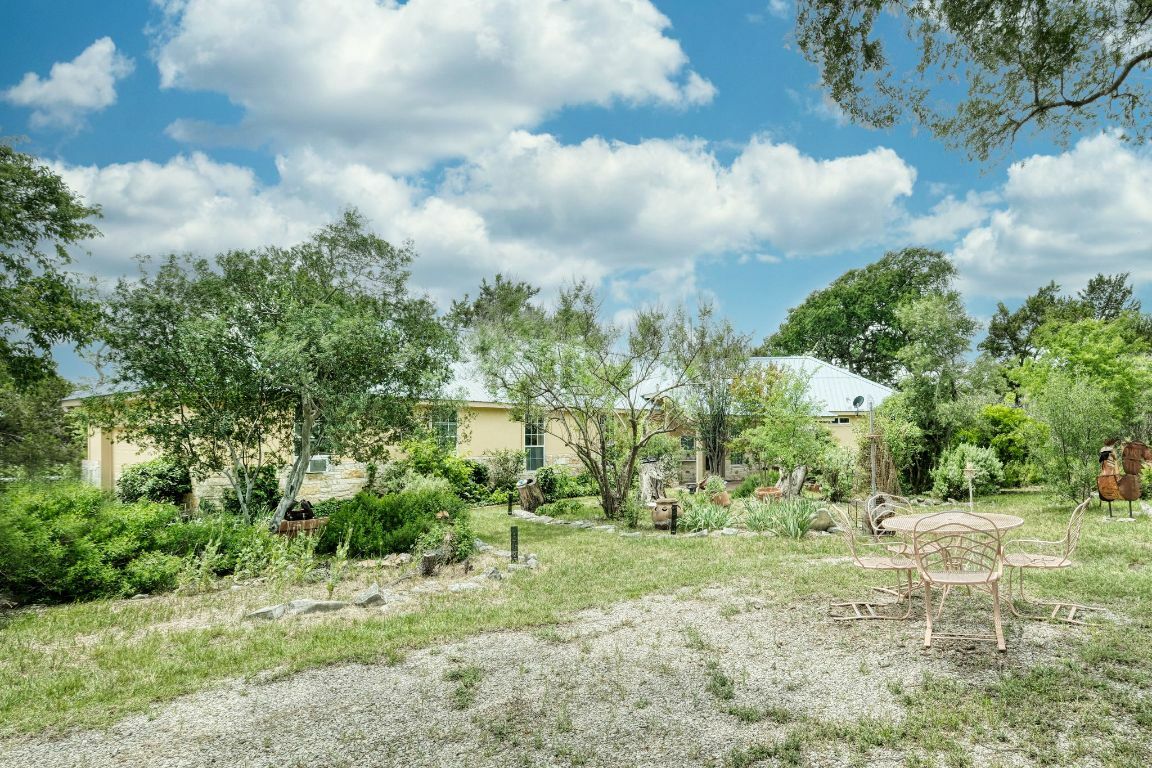 Property Photo: 2809 Lost Oak Cv Cove TX 78628