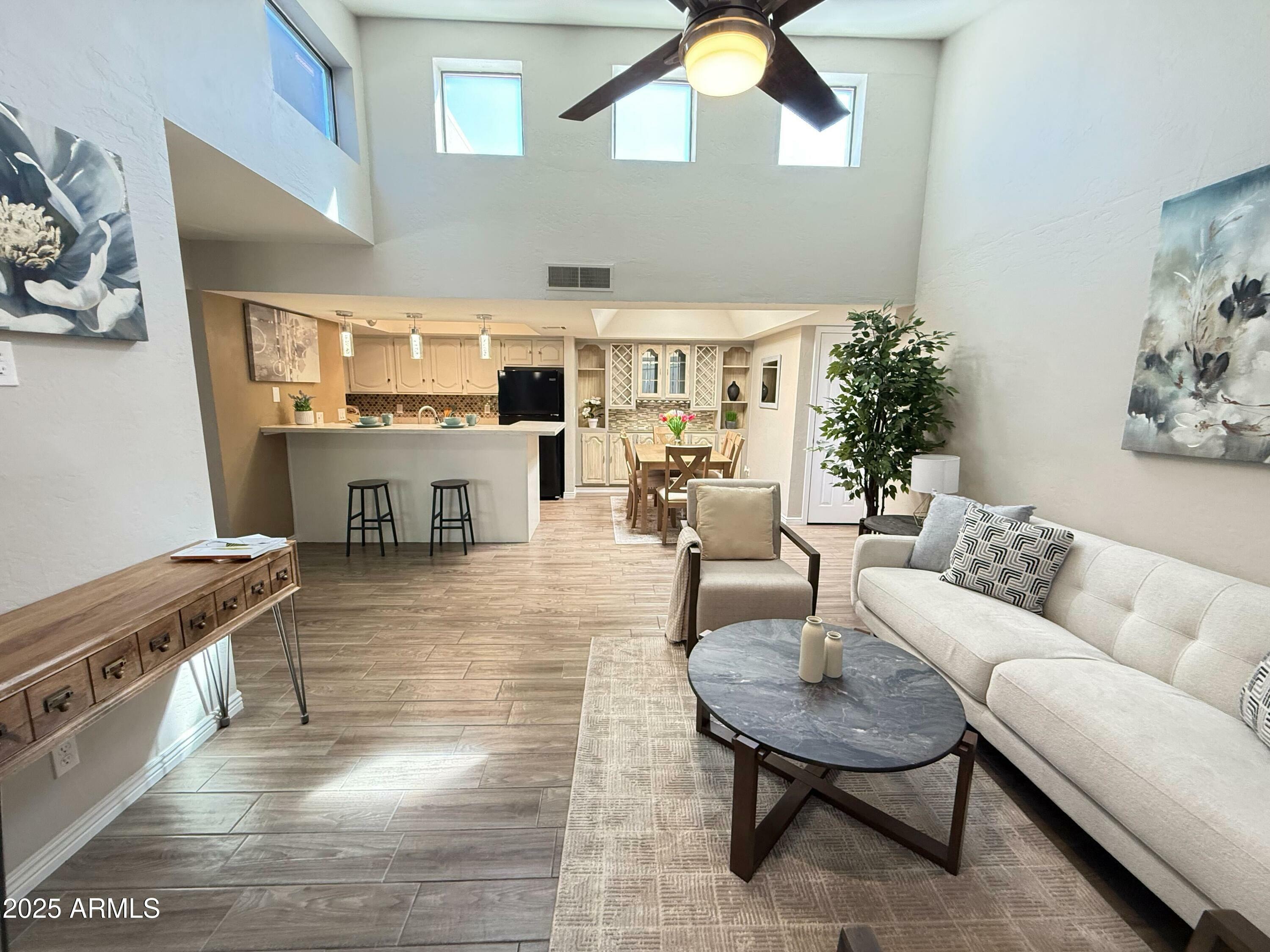Property Photo: 2935 N 68th Street 220 AZ 85251