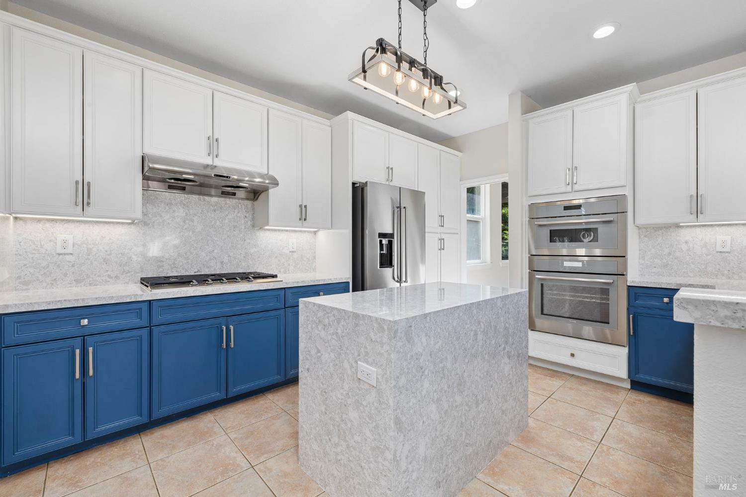 Property Photo: 3428 Lake Park Court CA 95403