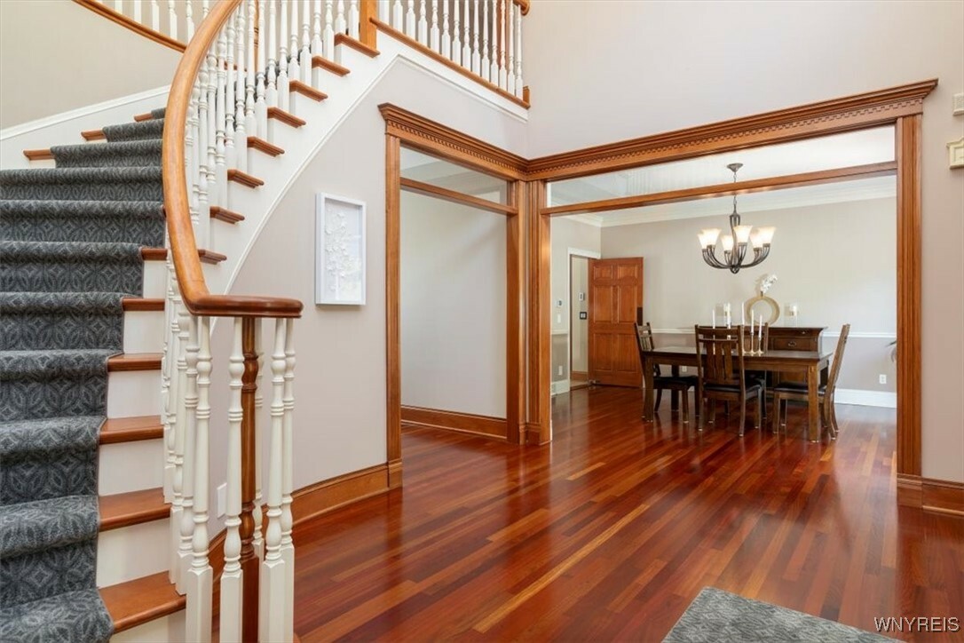 Property Photo: 5032 Rockledge Drive NY 14031