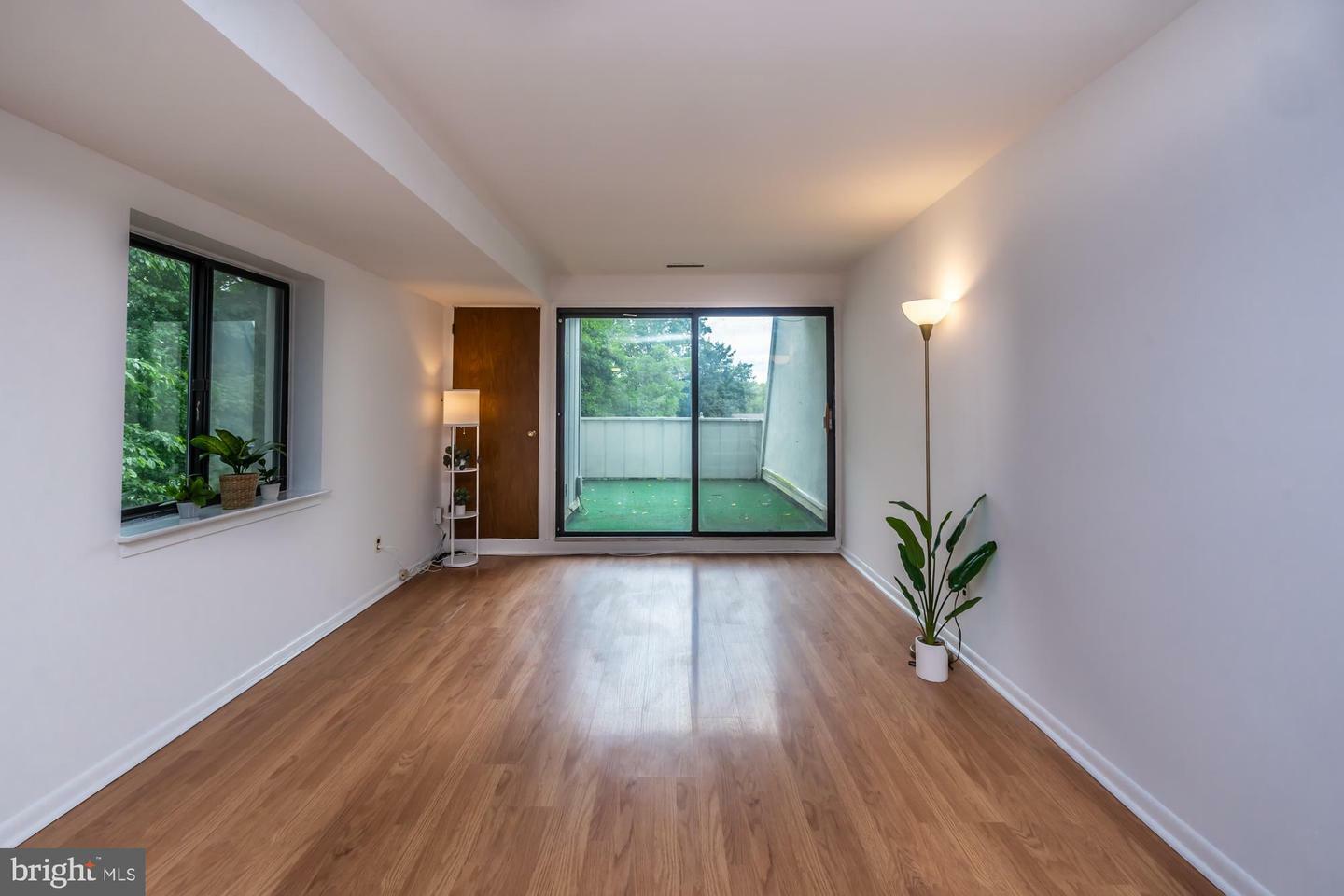 Property Photo: 264 Summit House 264 PA 19382