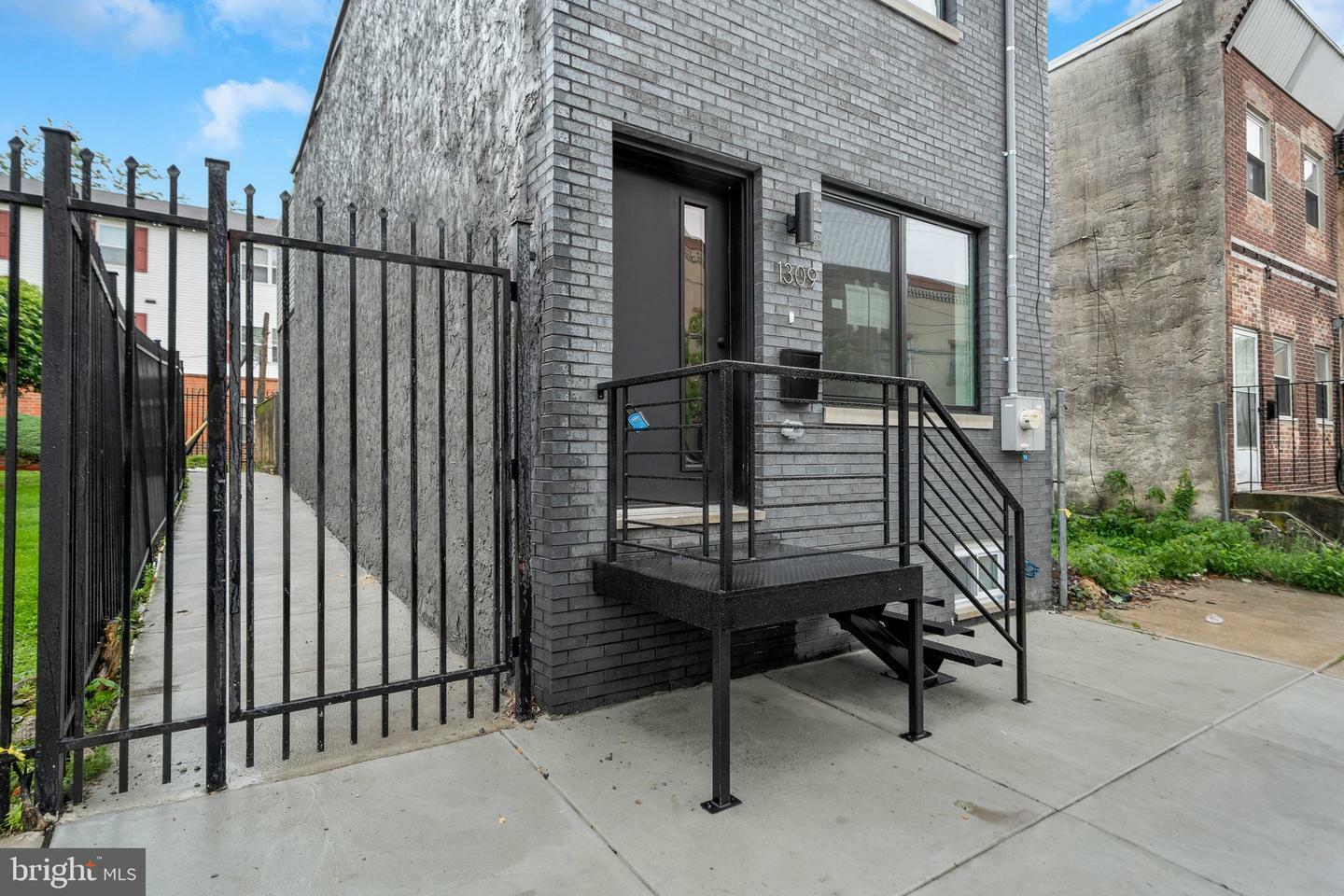 Property Photo: 1309 S 32nd Street PA 19146