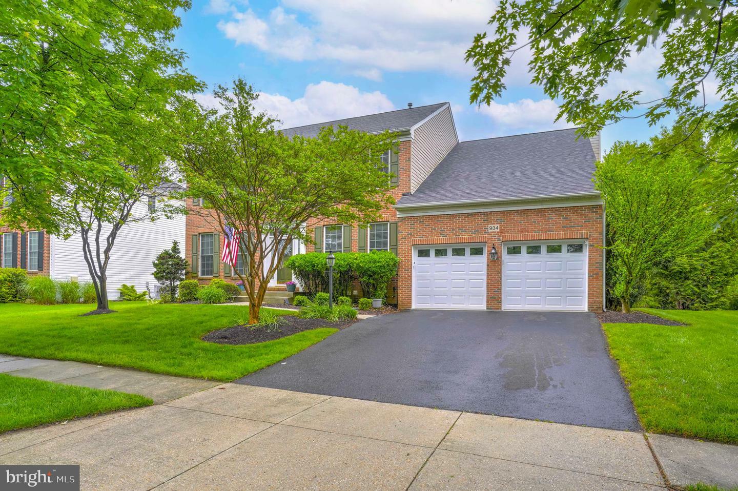 Property Photo: 934 Crofton Valley Drive MD 21054