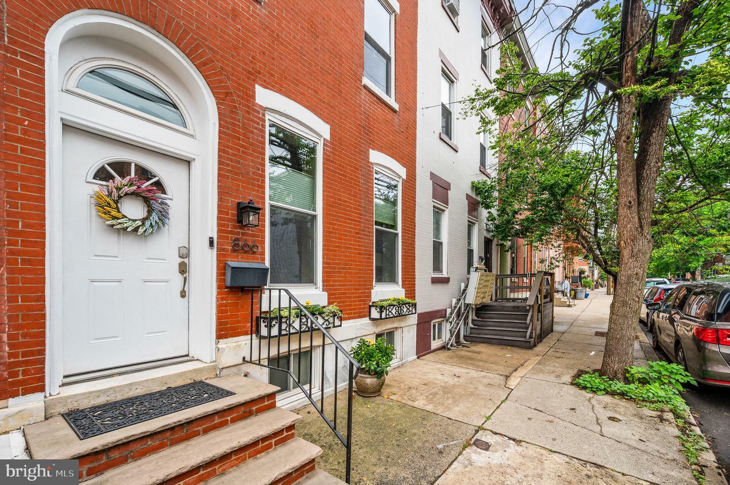 866 N 20th Street  Philadelphia PA 19130 photo