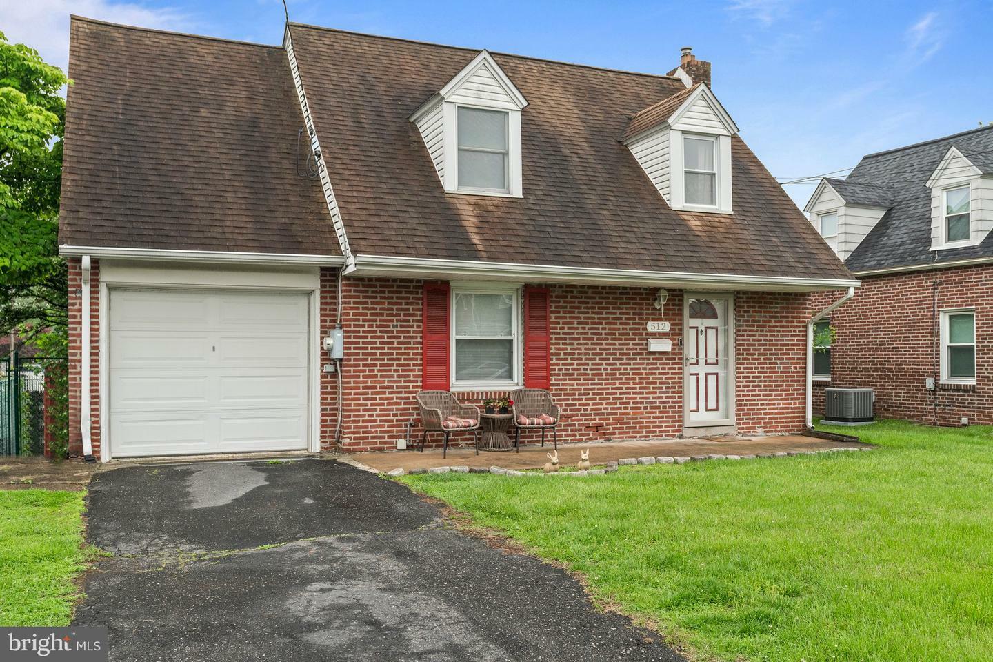 Property Photo: 512 Bartlett Avenue PA 19078