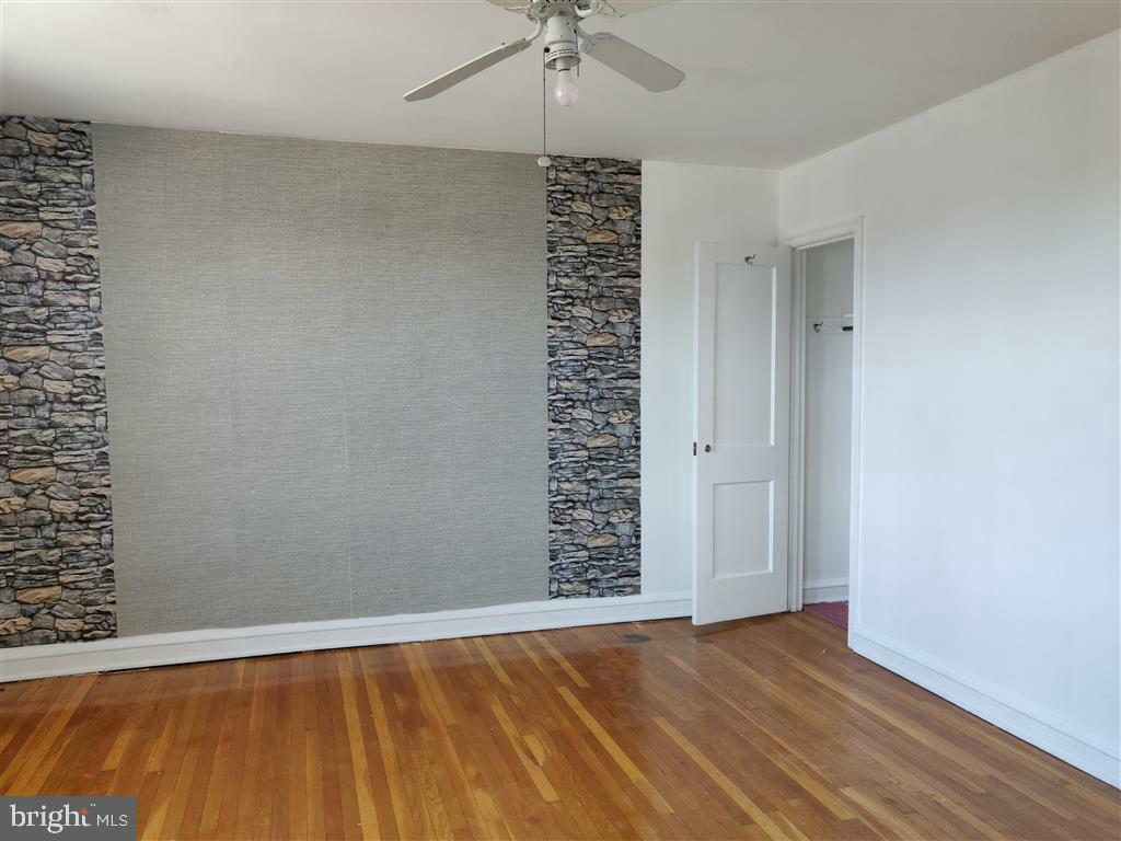 Property Photo: 3138 Longshore Avenue PA 19149