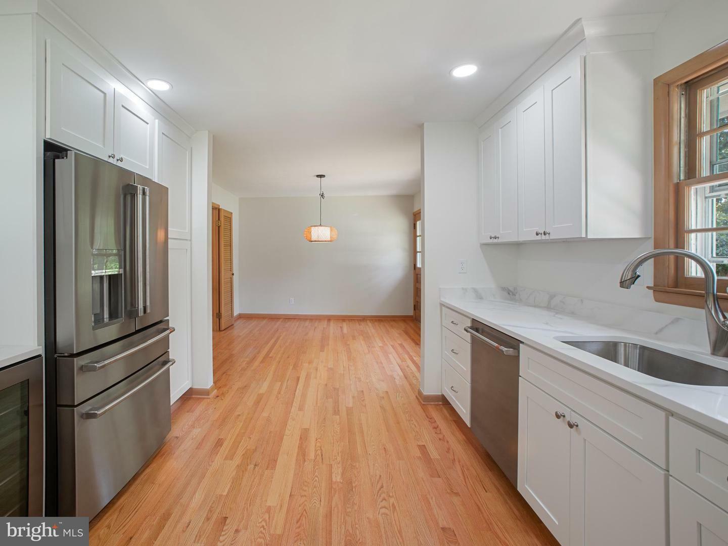 Property Photo: 304 Mangrove Road MD 21146
