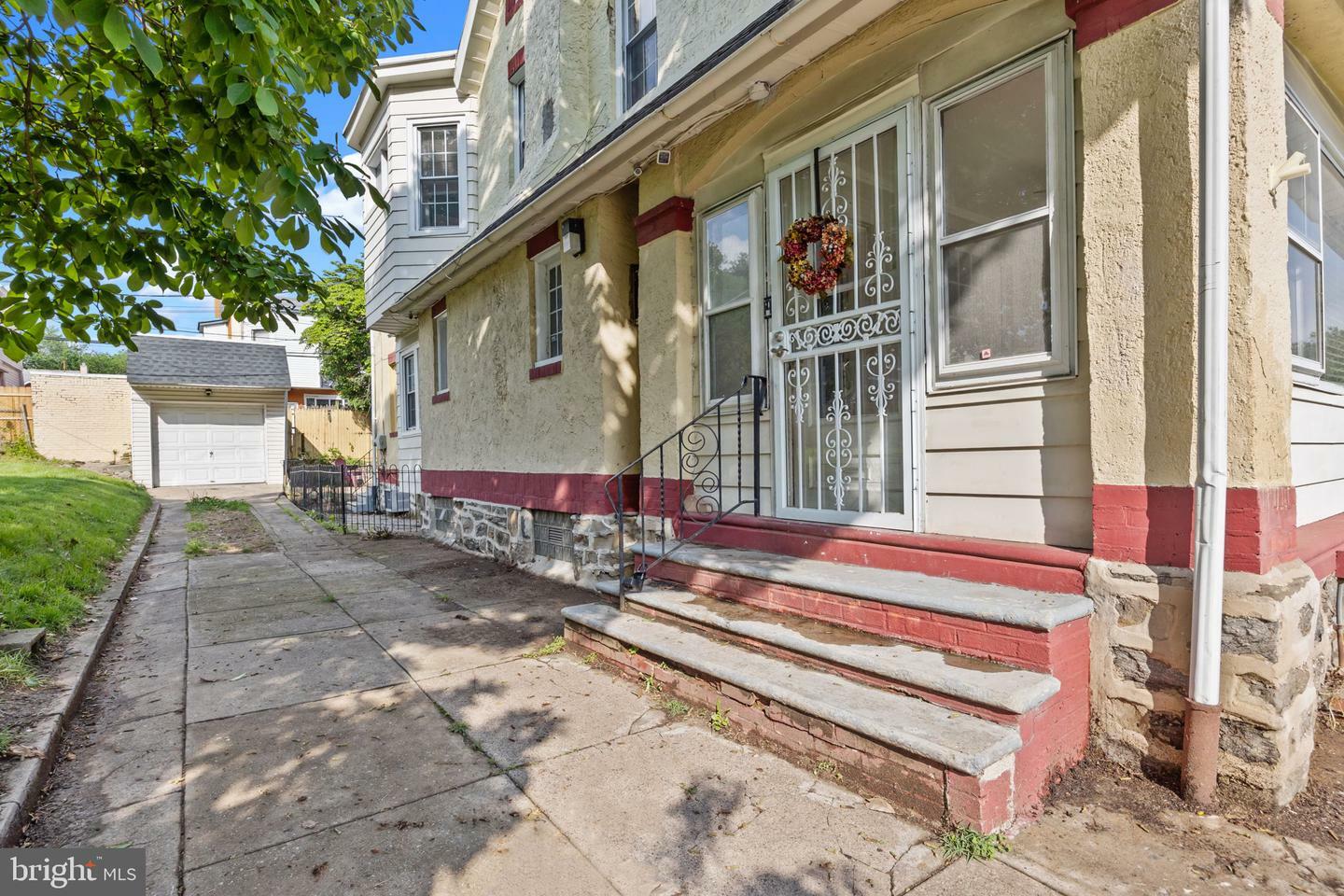 Property Photo: 917 Foulkrod Street PA 19124