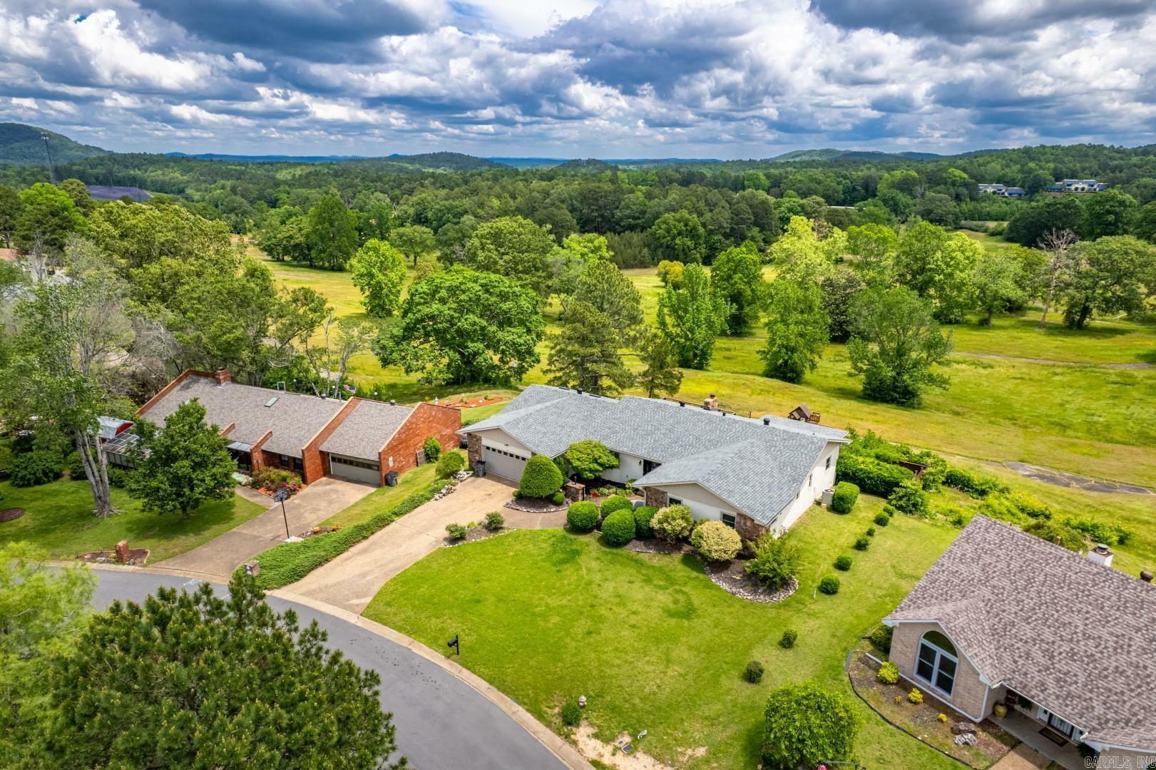 Property Photo: 217 Ridge One Circle AR 71901