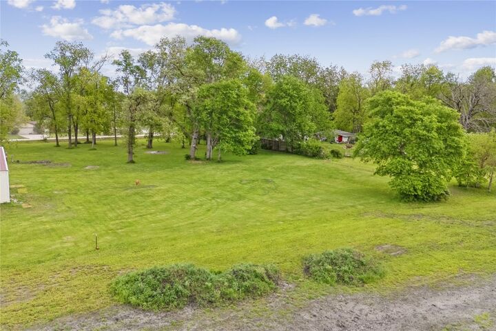 Property Photo: 3 Klemish Circle IA 52213