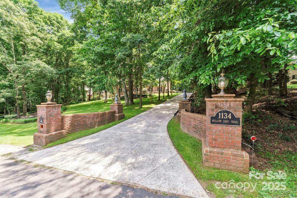 Property Photo: 1134 Willow Oaks Trail NC 28104