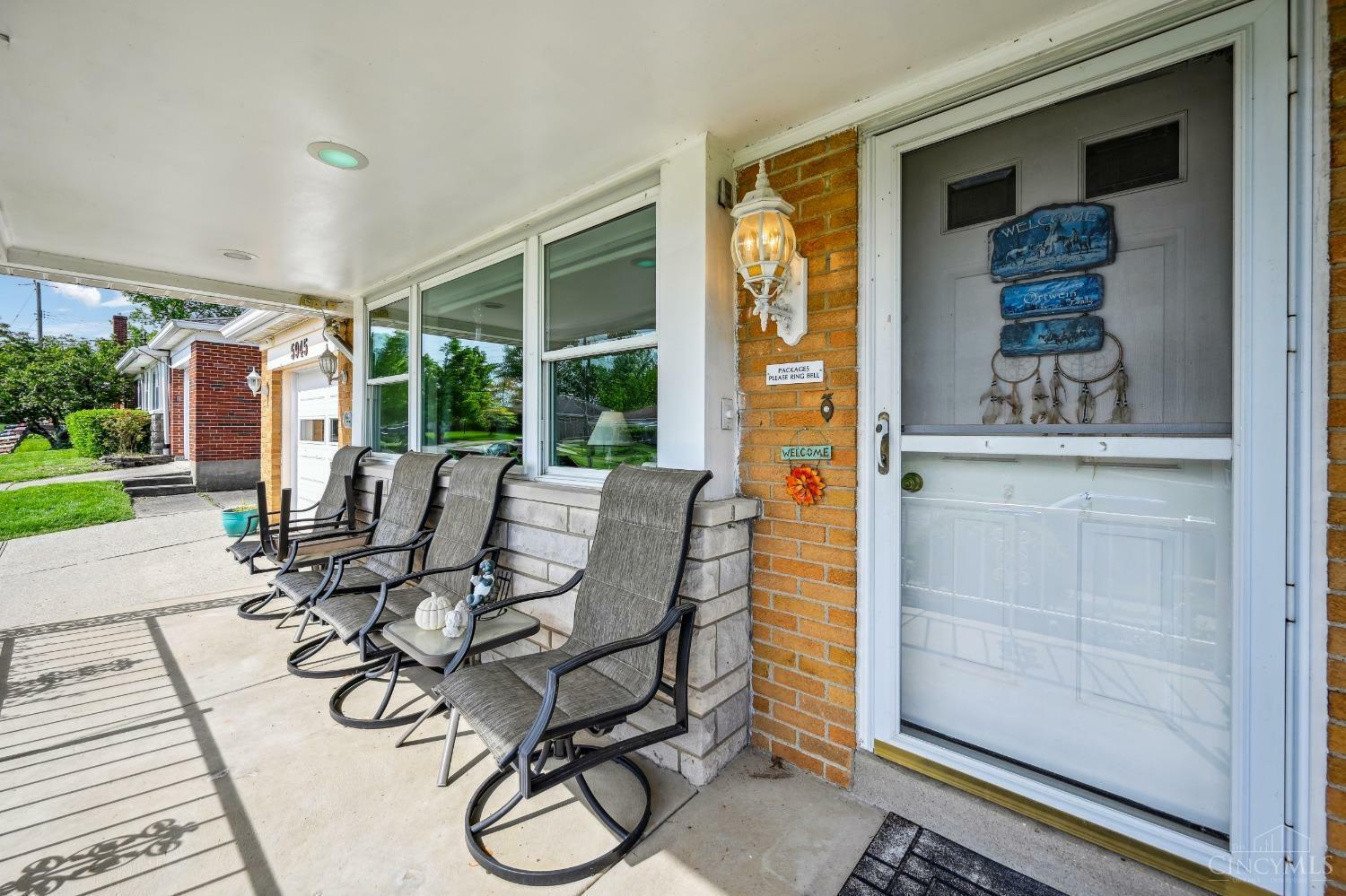 Property Photo: 5945 Giffindale Drive OH 45239