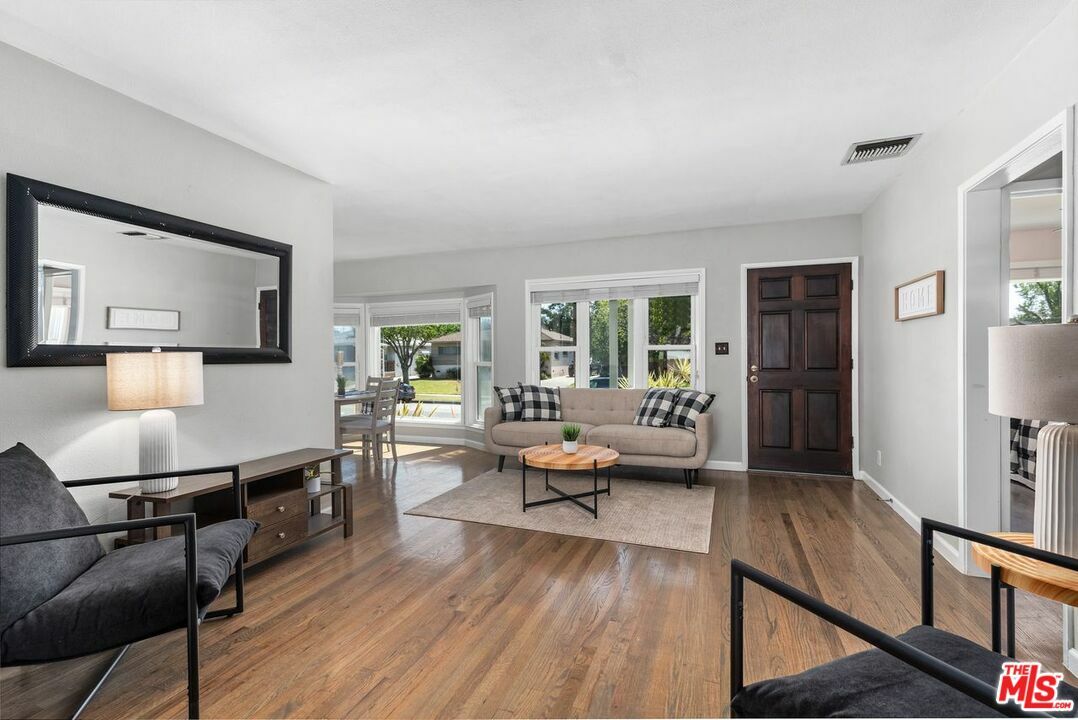 Property Photo: 4319 Carfax Ave CA 90713