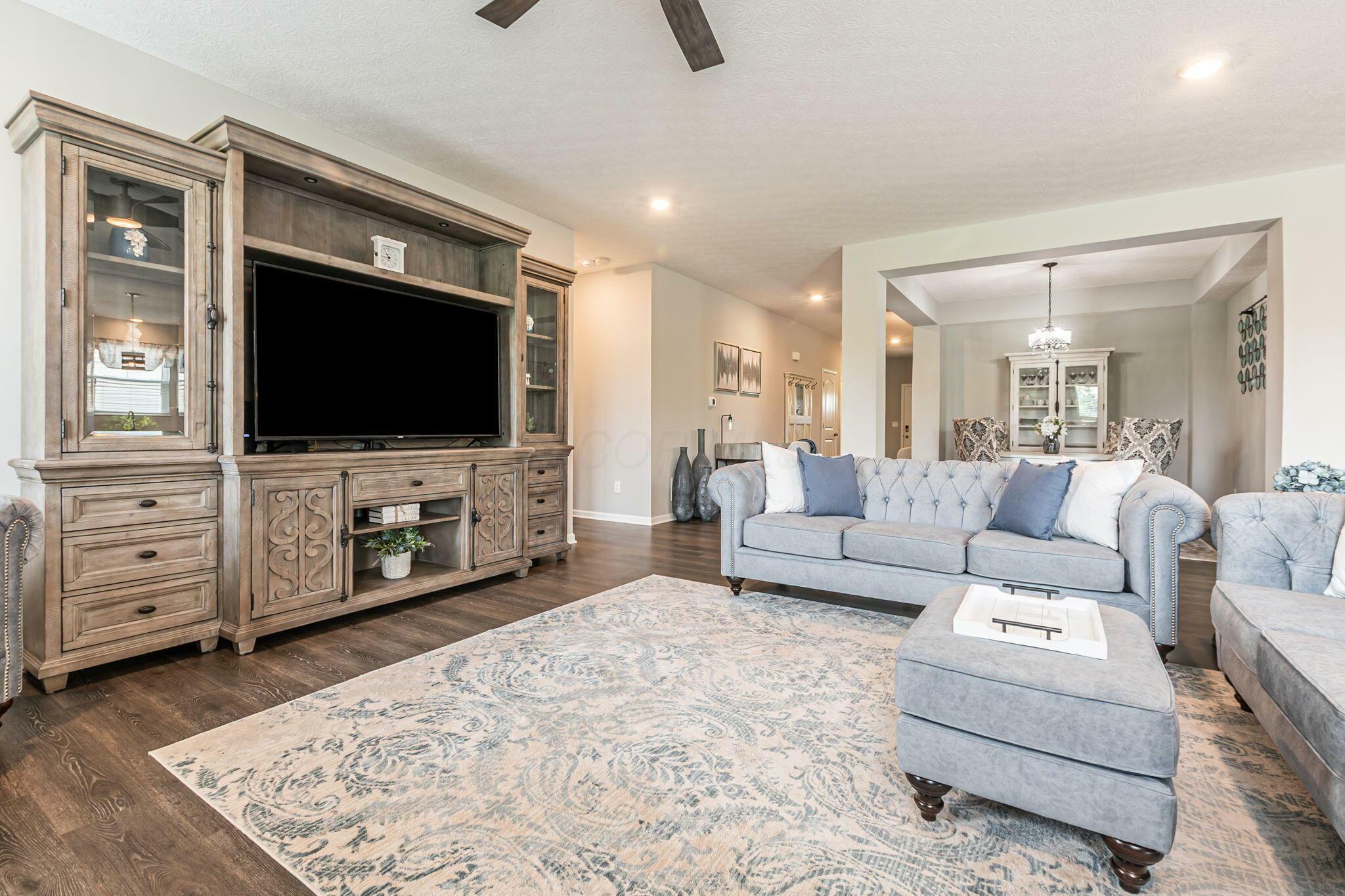 Property Photo: 6401 Johnnycake Lane OH 43021