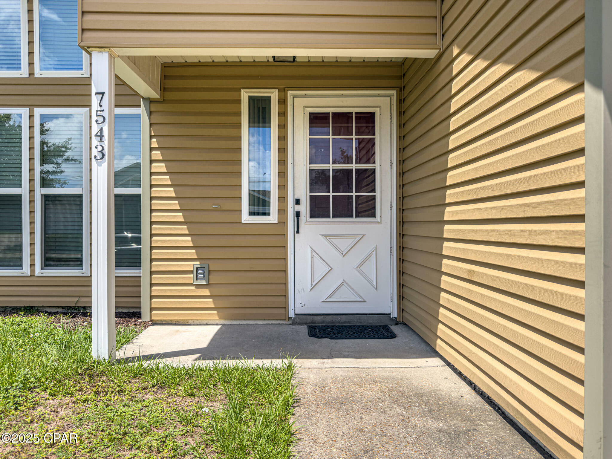 Property Photo: 7543 Shadow Bay Drive FL 32404