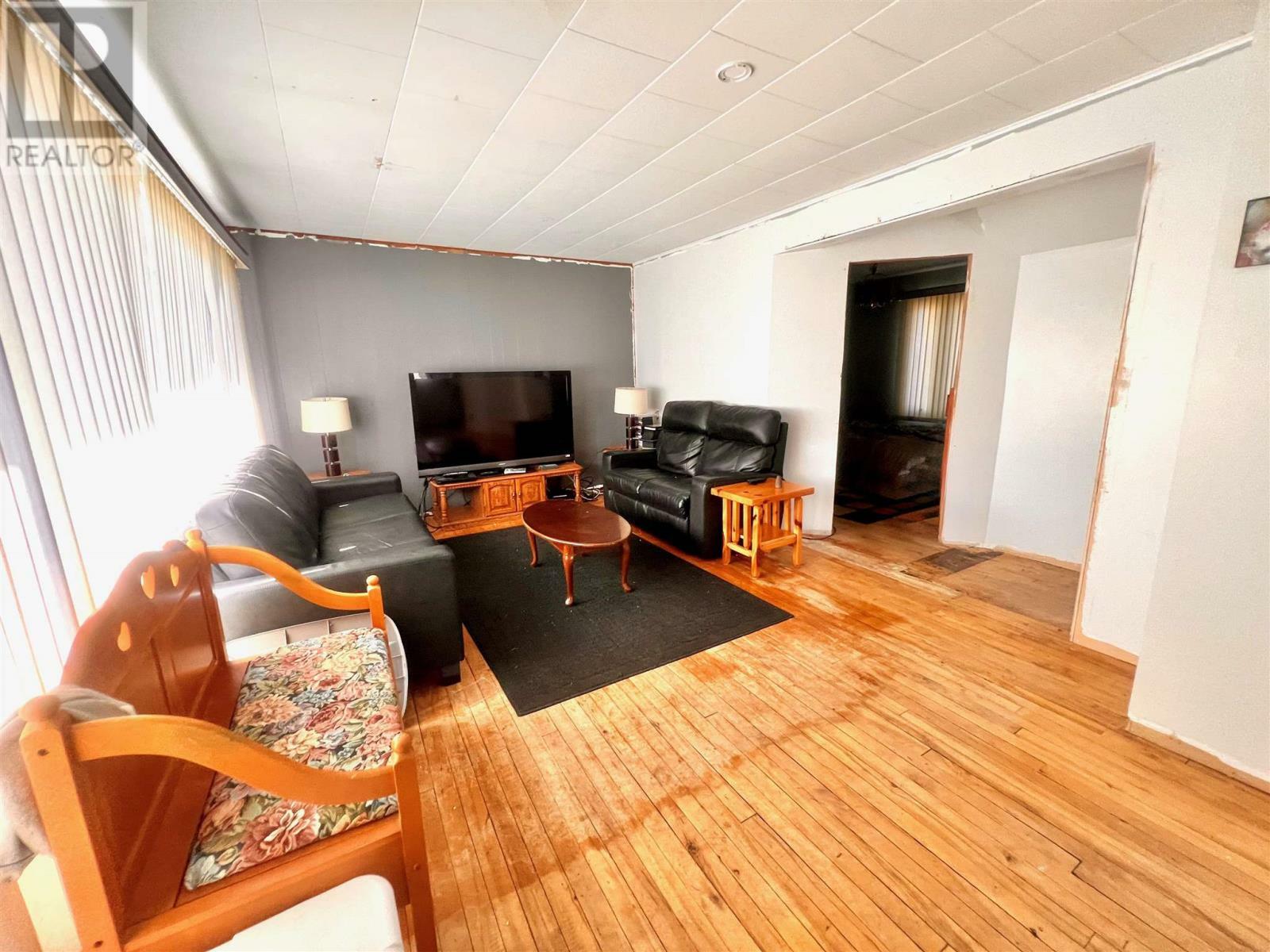 Photo de la propriété: 1132 Hillside Crescent ON P9N 2X9