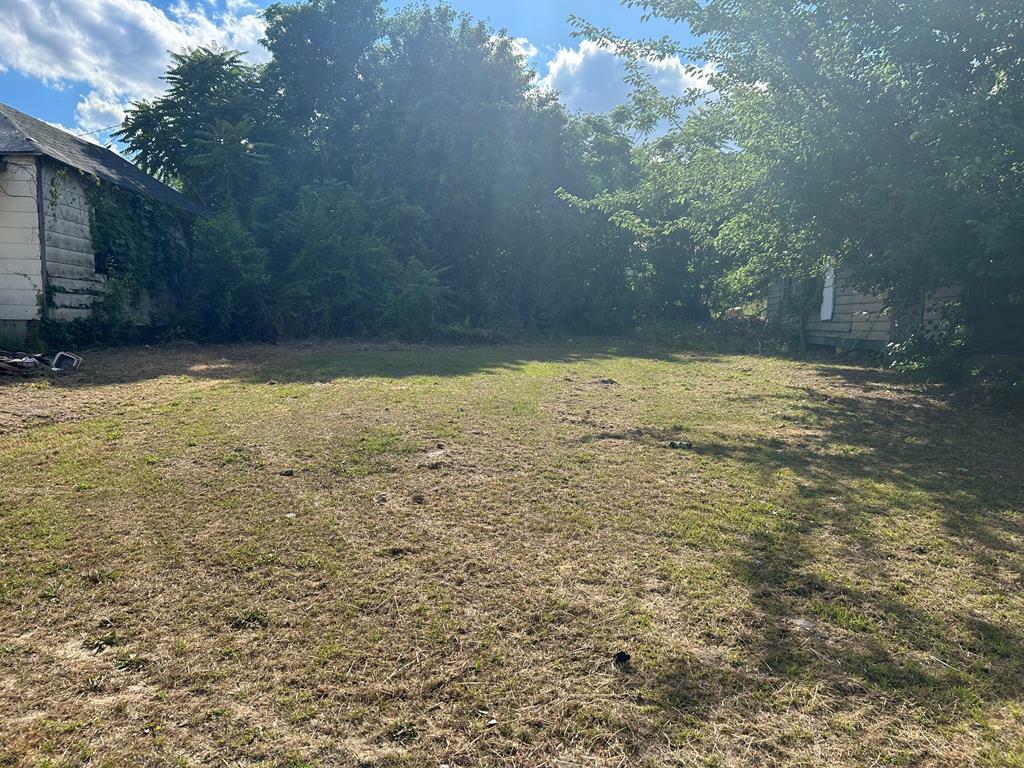 Property Photo: 710 S 8th St GA 31015