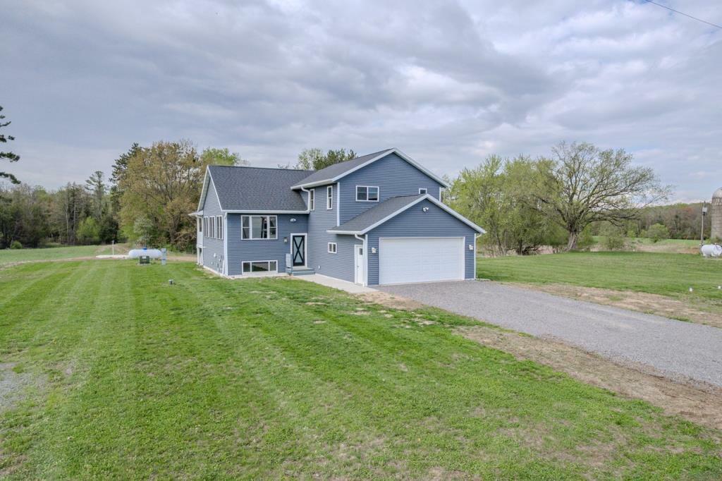 W15168 Rosenow Lane  Wittenberg WI 54499 photo