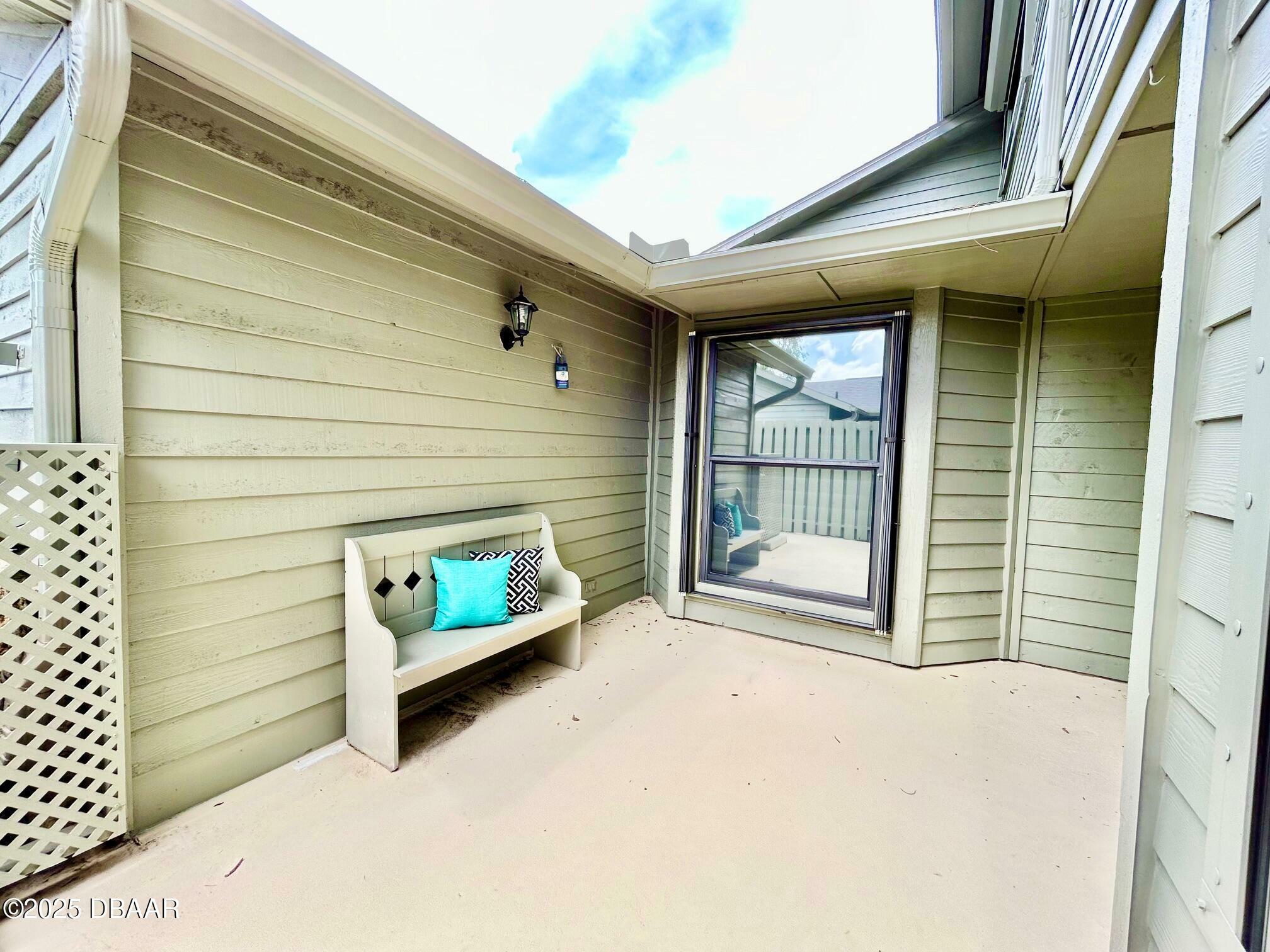 Property Photo: 146 Deer Lake Circle FL 32174