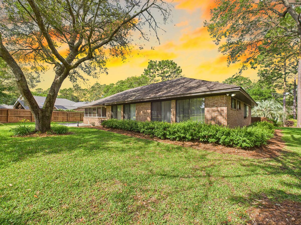 Property Photo: 270 Wava Avenue FL 32578