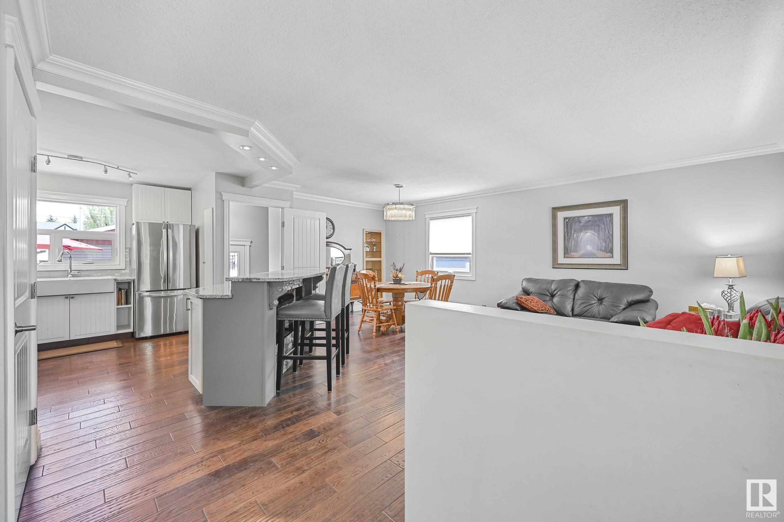 Property Photo: 8915 148 Street NW AB T5R 0Z8