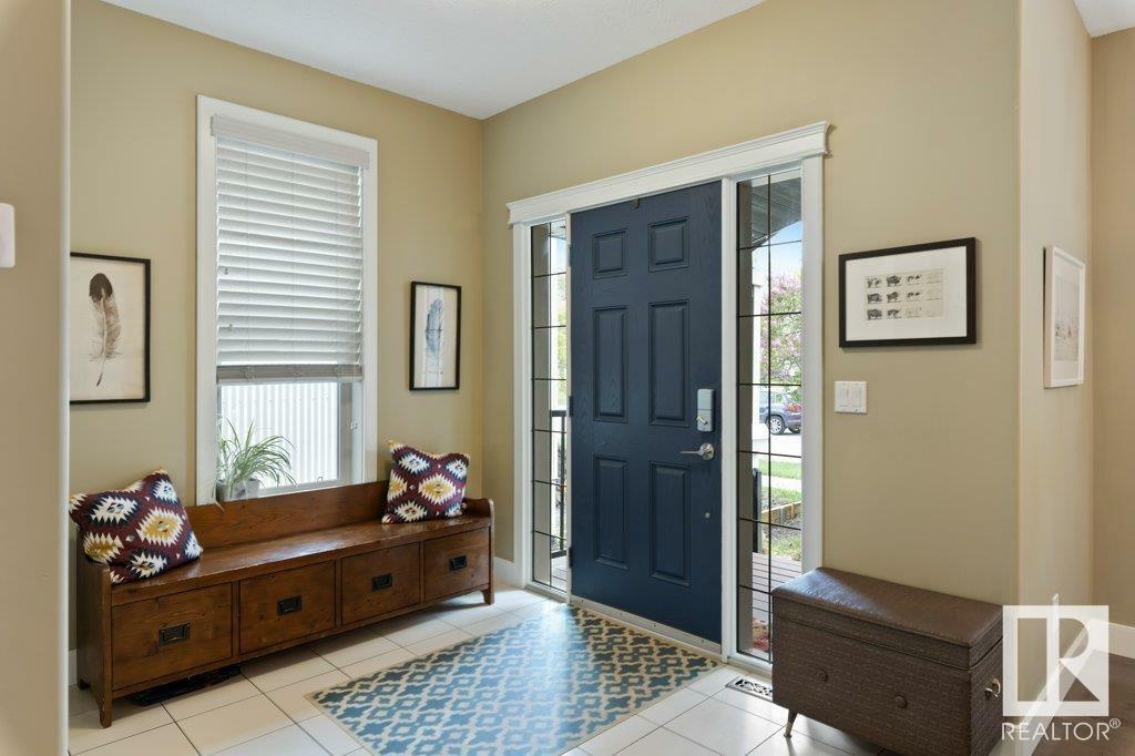 Photo de la propriété:  10506 71 Avenue NW  AB T6E 0X1 
