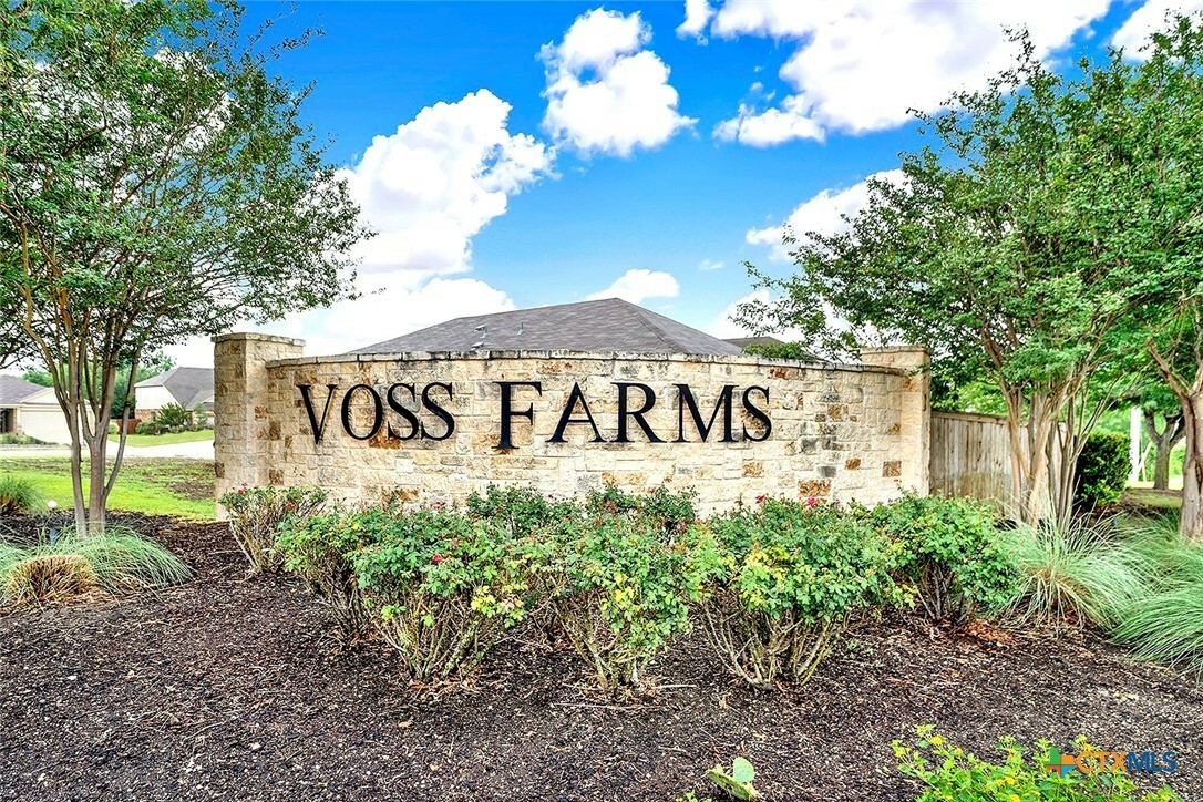 Property Photo: 1919 Goldfinch TX 78130