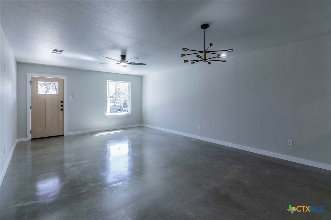 Property Photo: 214 N Sparks Street B TX 76513