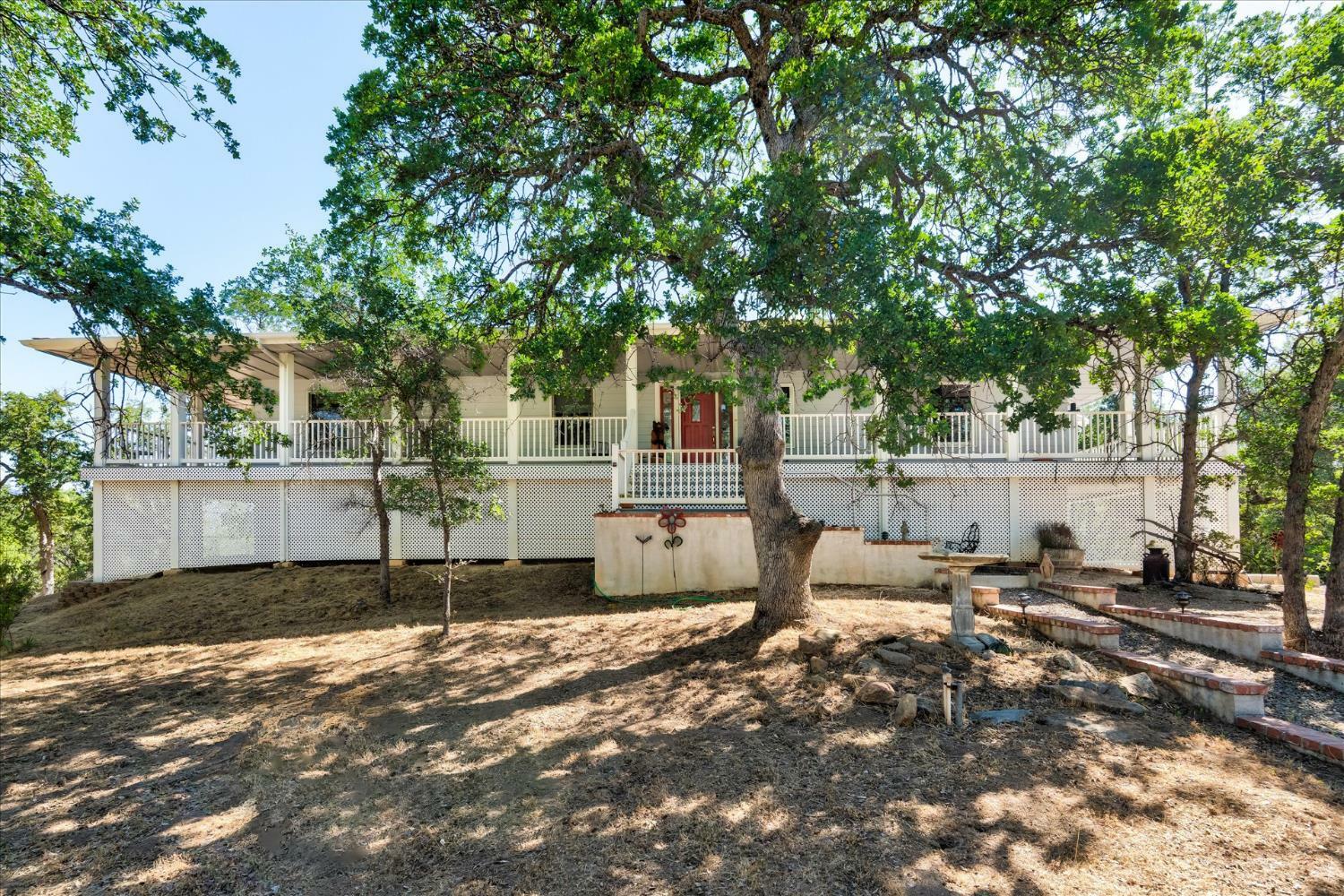 Property Photo: 31493 Hazelwood CA 93643