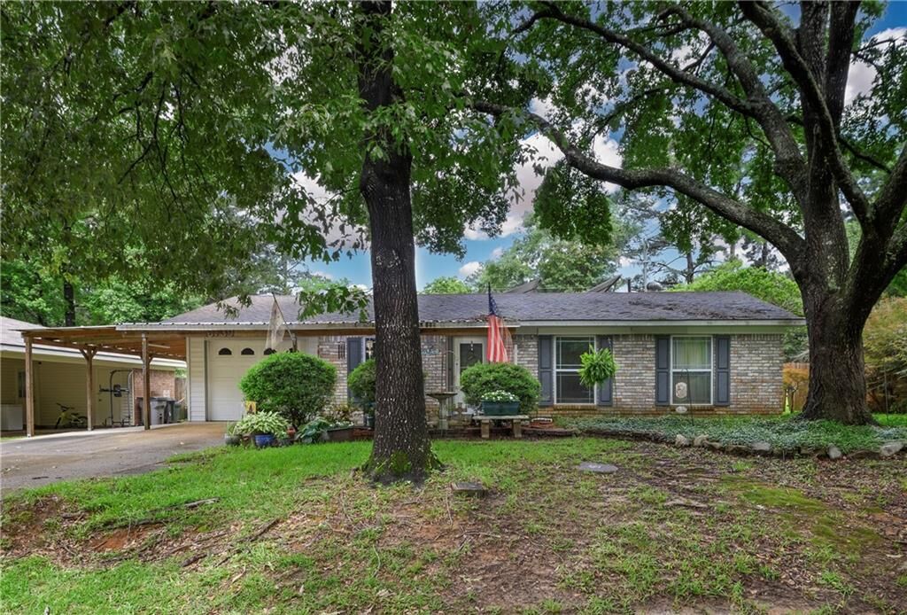 Property Photo:  6709 Eastbrook Trace  LA 71405 