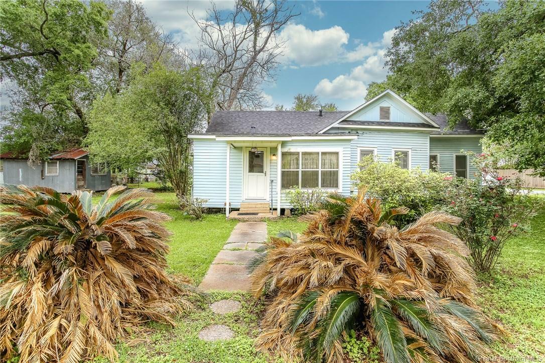 Property Photo: 602 W Hudspeth Street LA 70591
