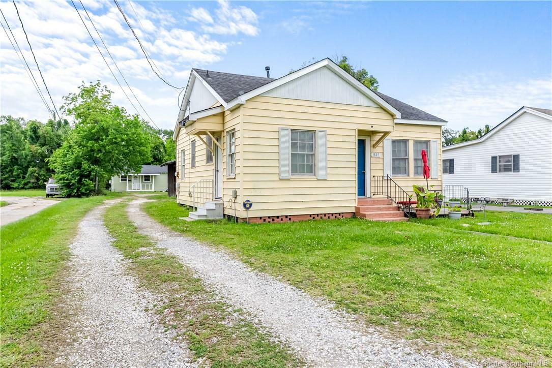 Property Photo: 1623 4th Street LA 70601