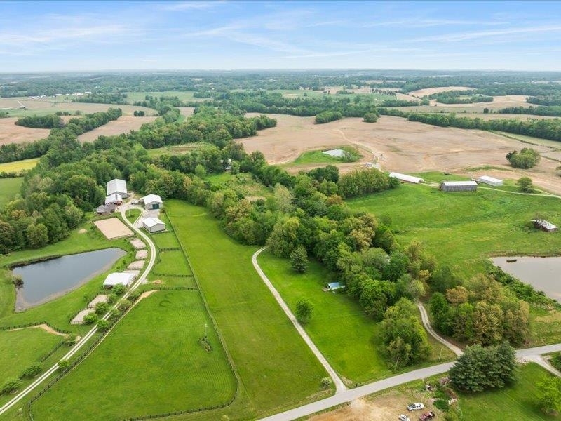 Property Photo: 15475 Middle Delaware Rd KY 42420