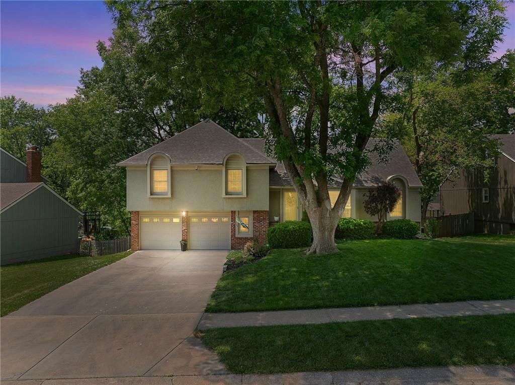Property Photo:  10326 Westgate Street  KS 66215 