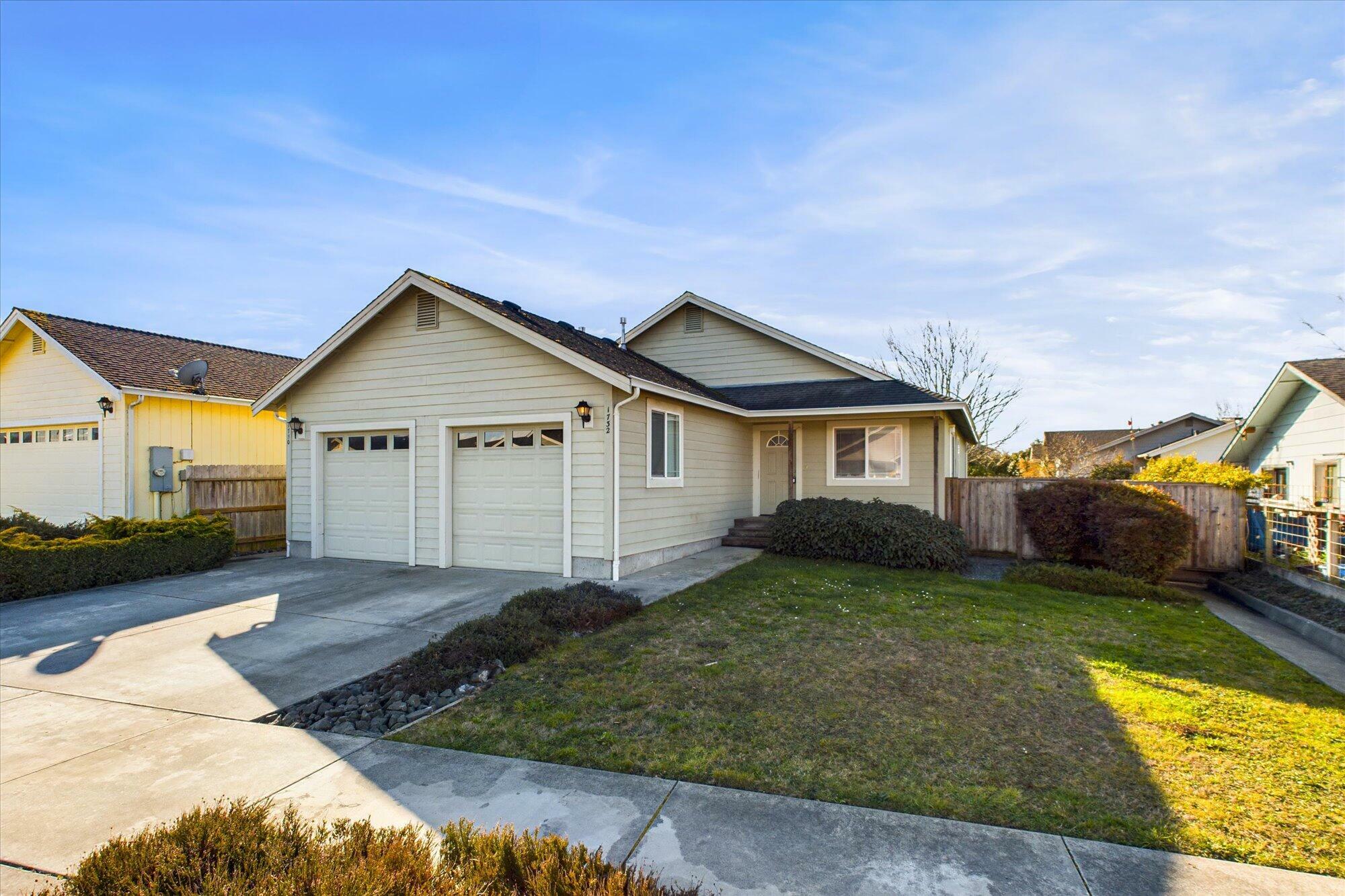 Property Photo: 1730 Oakdale Drive CA 95519