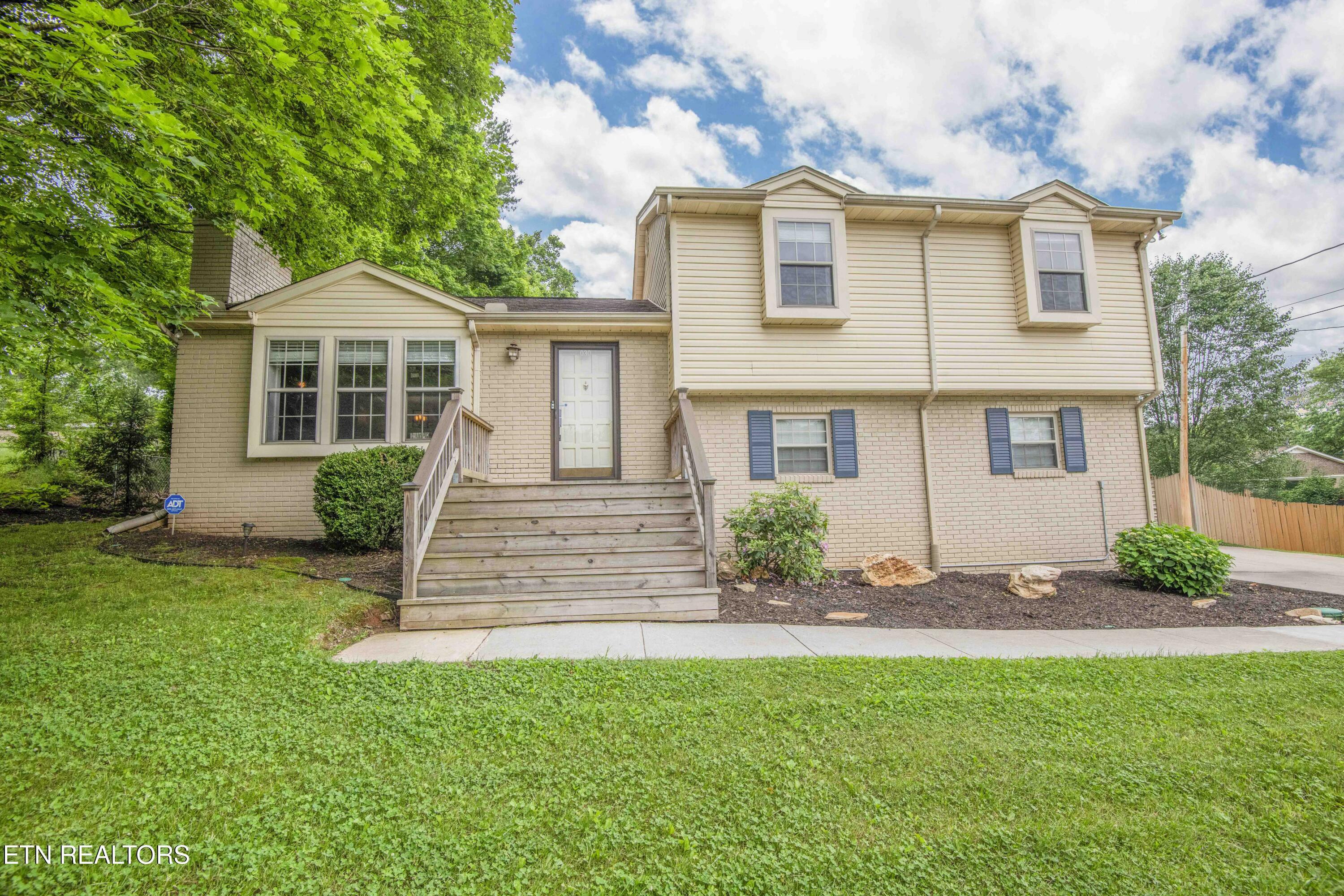 2030 Cedar Circle  Lenoir City TN 37772 photo