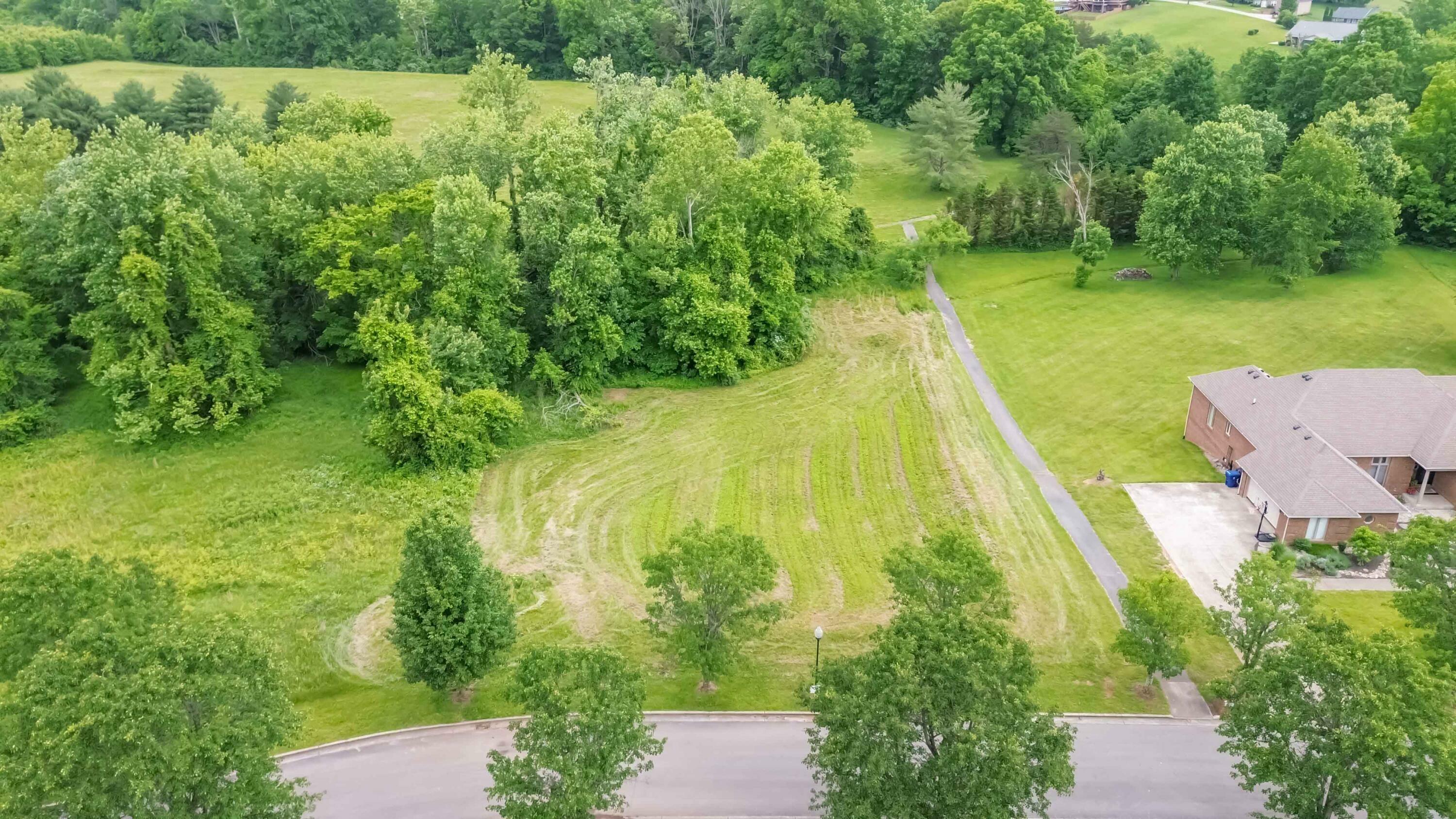 Property Photo: 36 Waitsboro Circle KY 42503