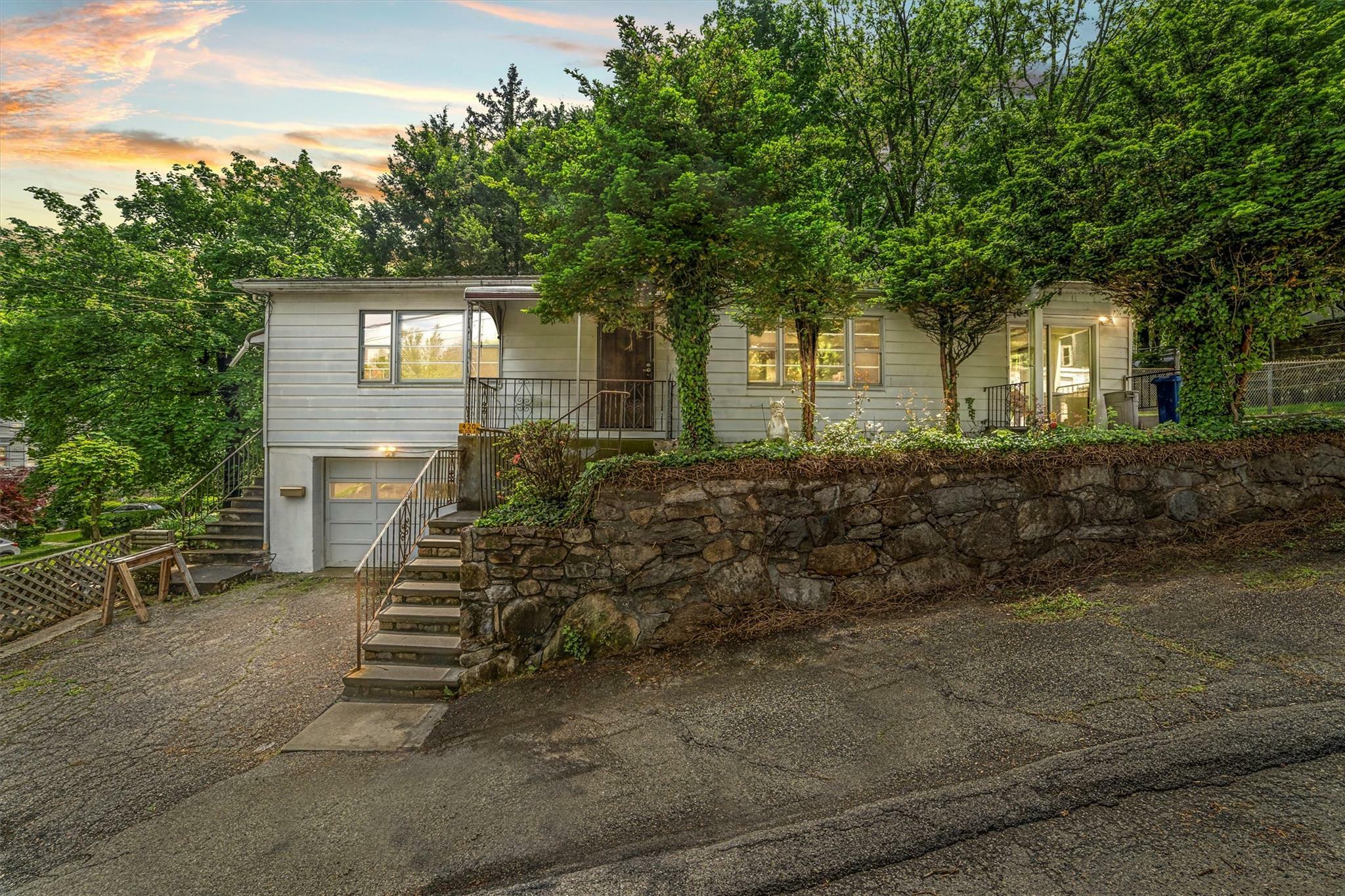 420 Nelson Avenue  Peekskill NY 10566 photo