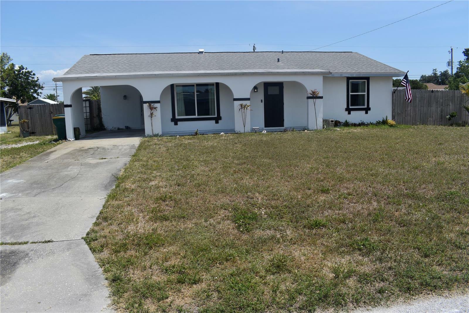 Property Photo: 821 Silver Springs Terrace NW FL 33948