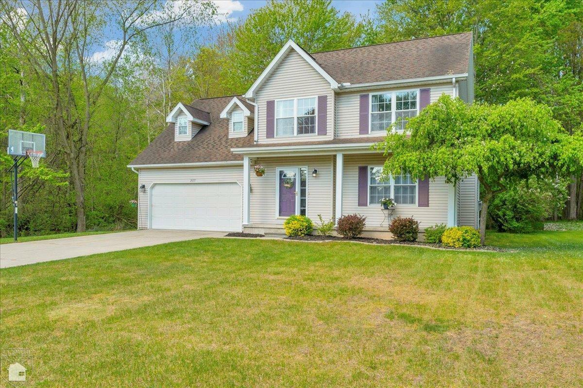 Property Photo: 2077 W Edward Lane MI 48074