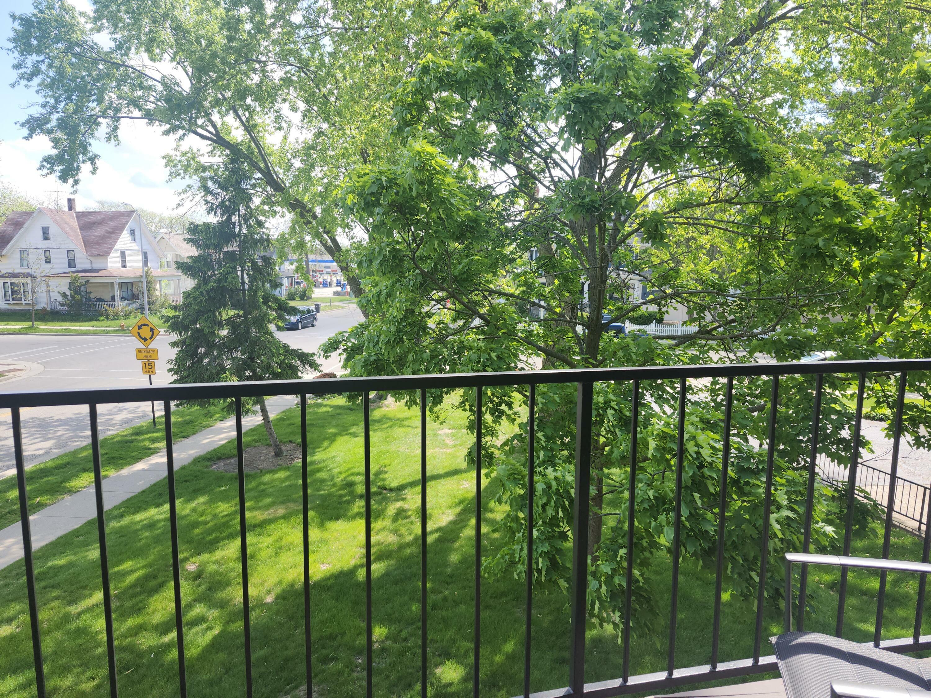 Property Photo: 320 E Pleasant St 207 WI 53066