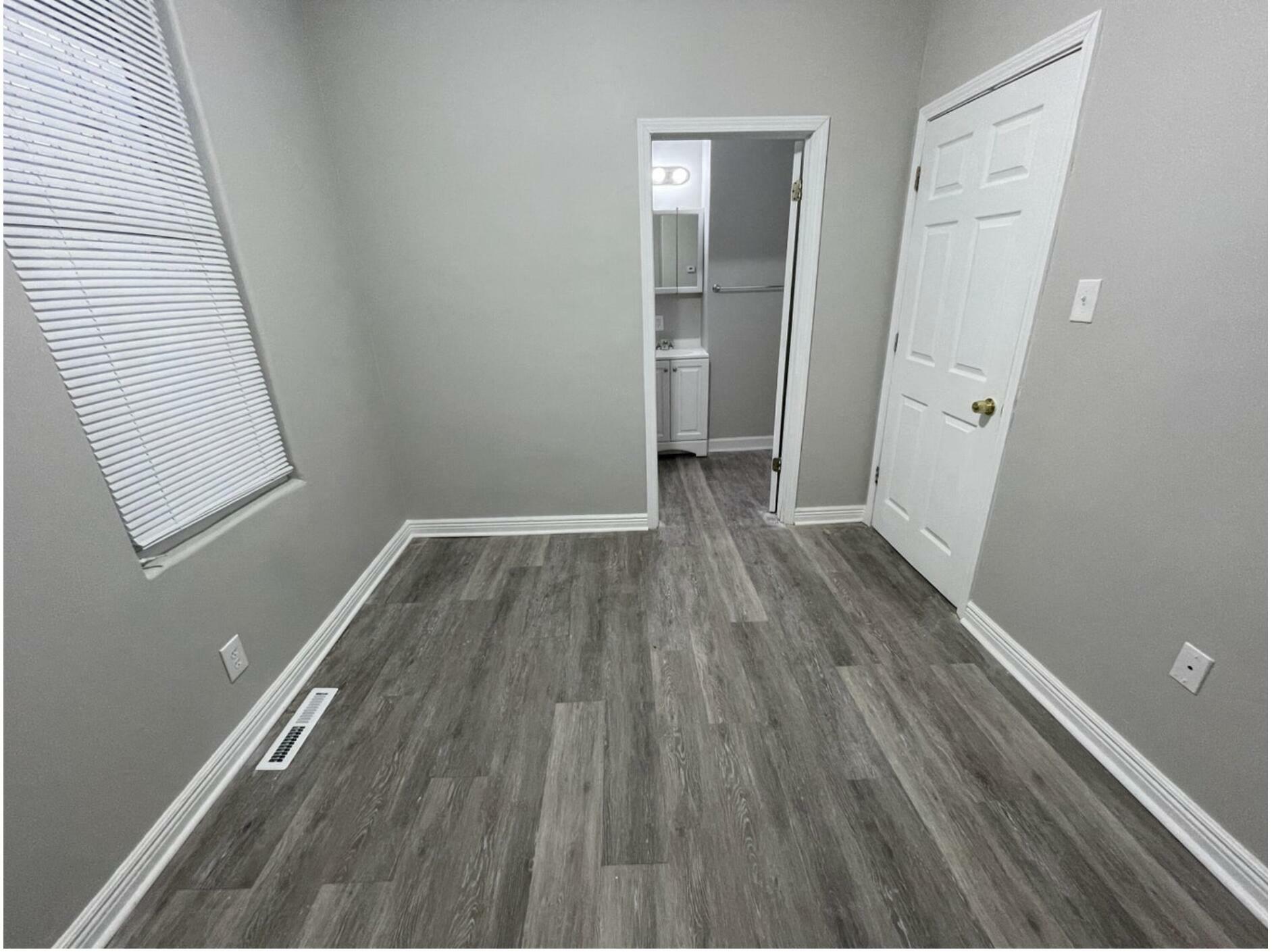 Property Photo: 812 E Clarke St 814 WI 53212